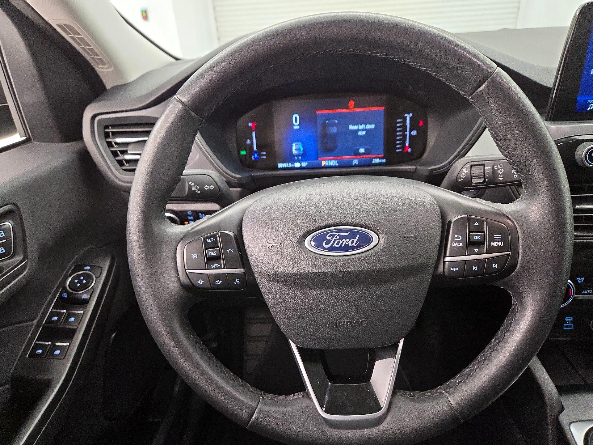 Thumbnail: 2023 Ford Escape - 10