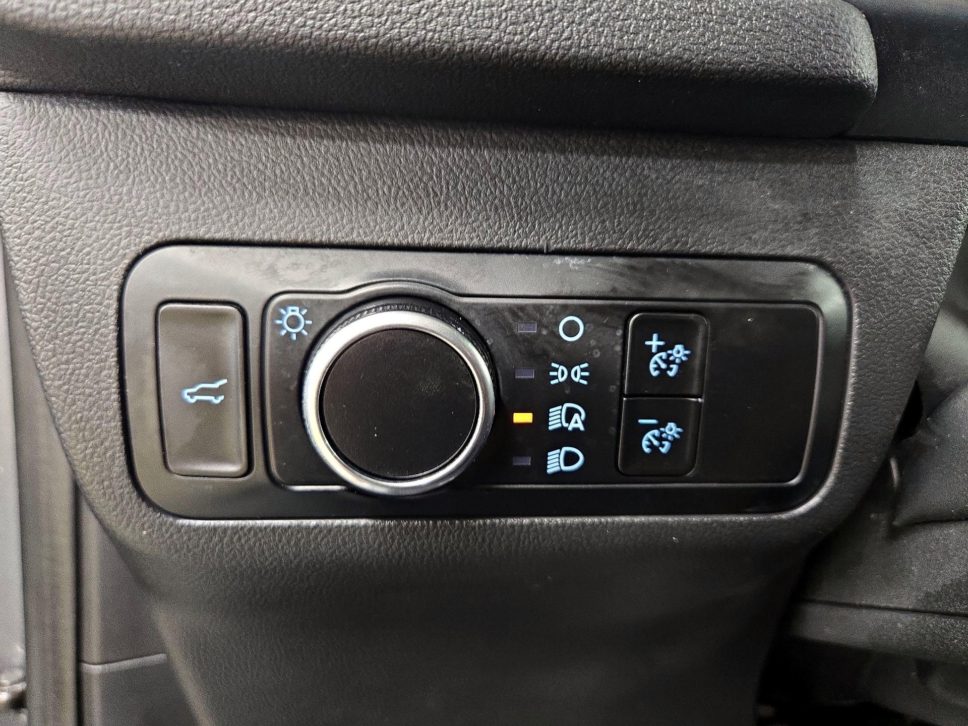 Thumbnail: 2023 Ford Escape - 13