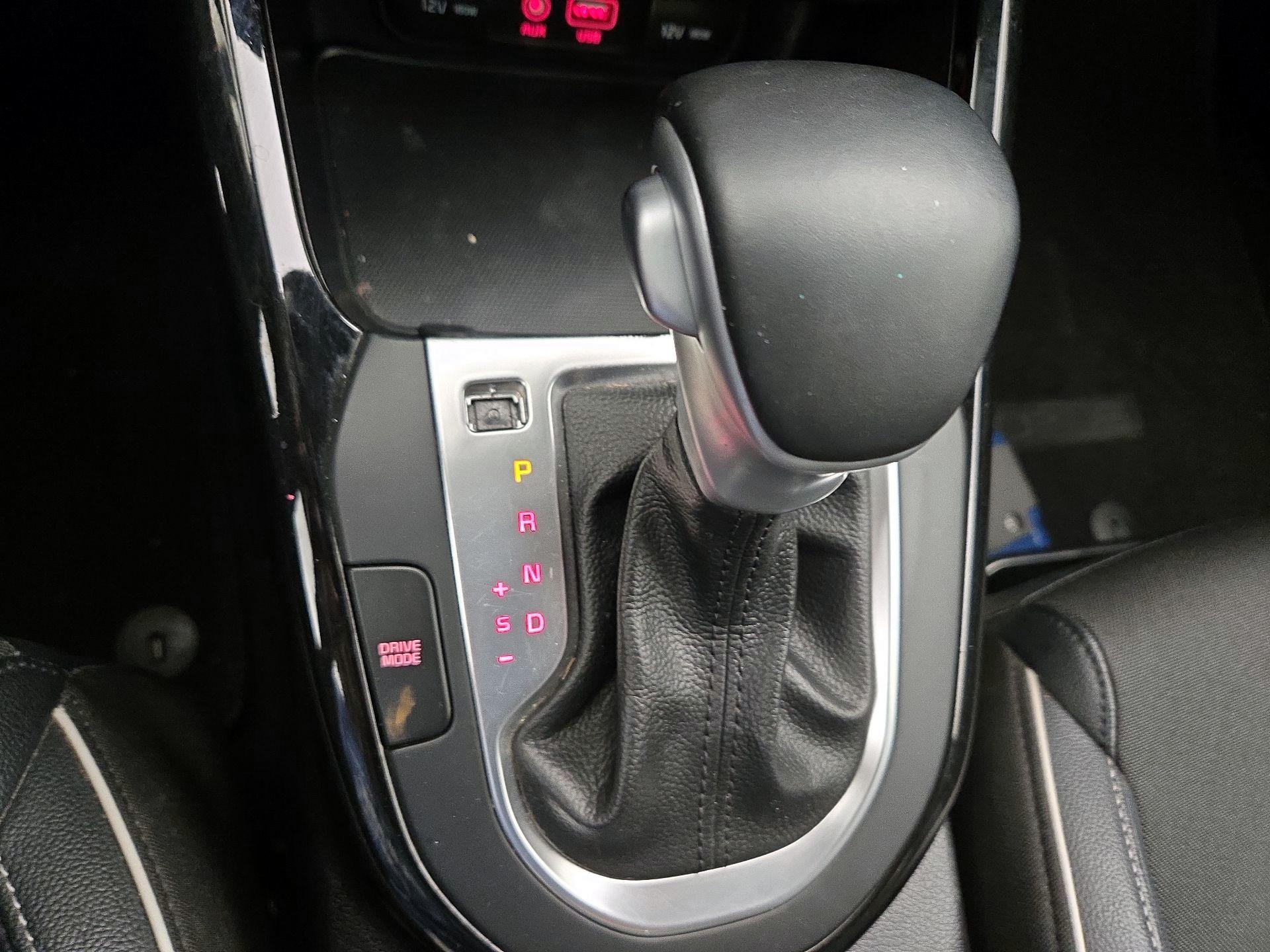 Thumbnail: 2021 Kia Forte - 16