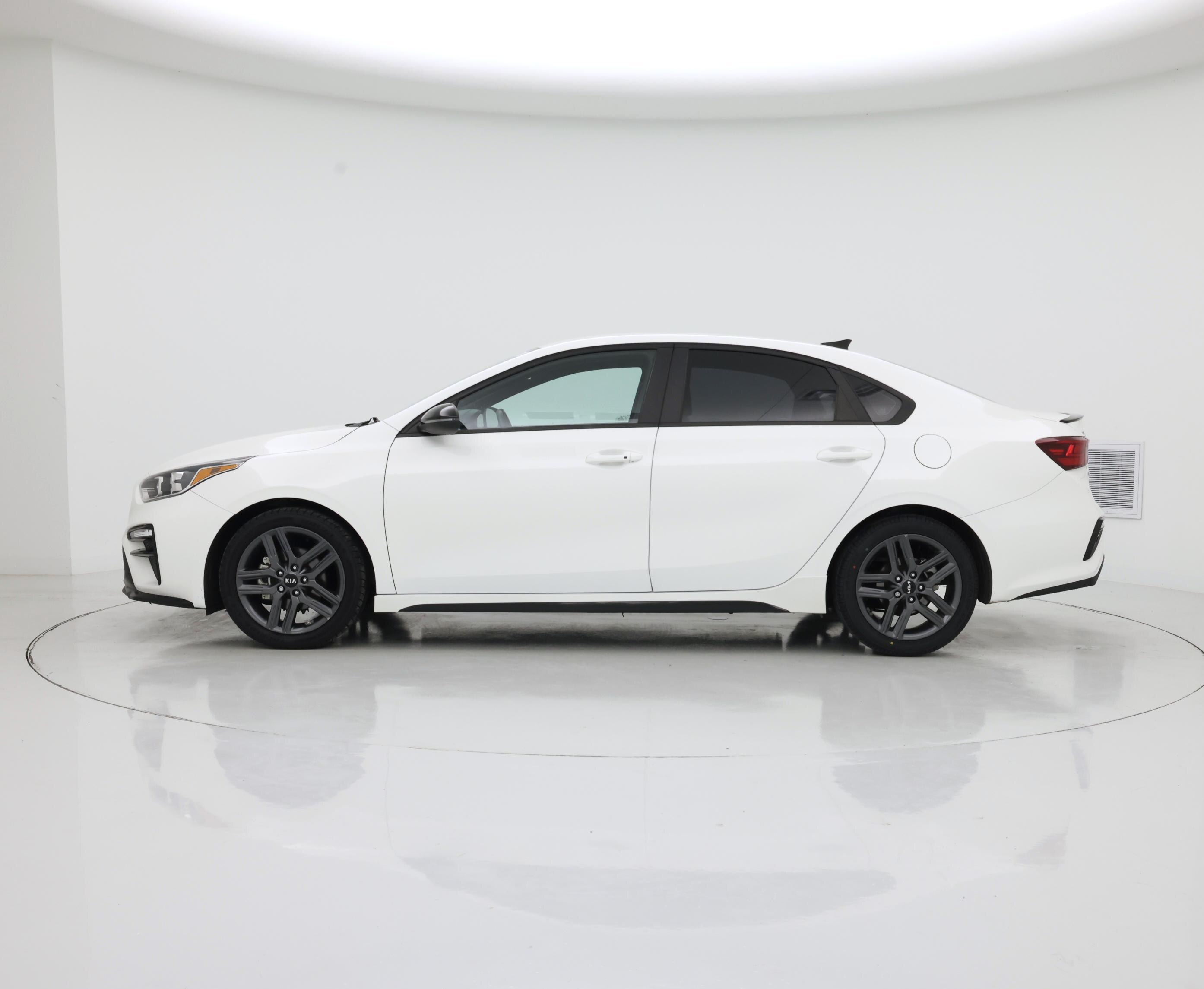 Thumbnail: 2021 Kia Forte - 3