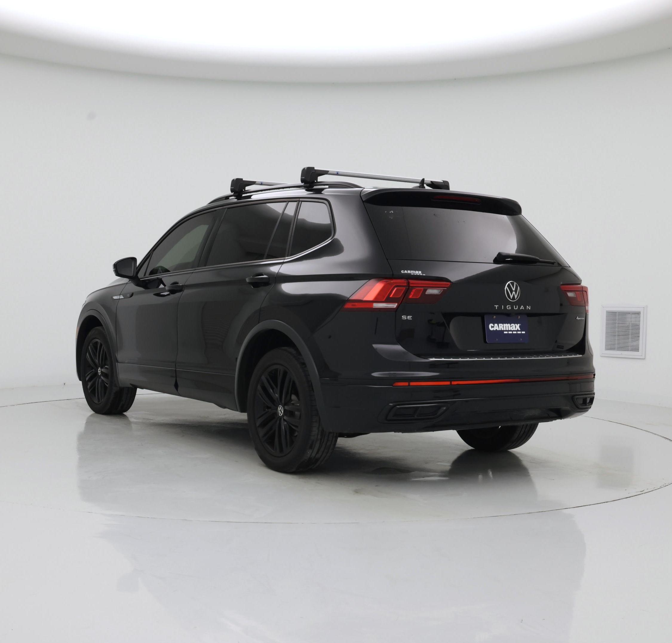 Thumbnail: 2022 Volkswagen Tiguan - 2