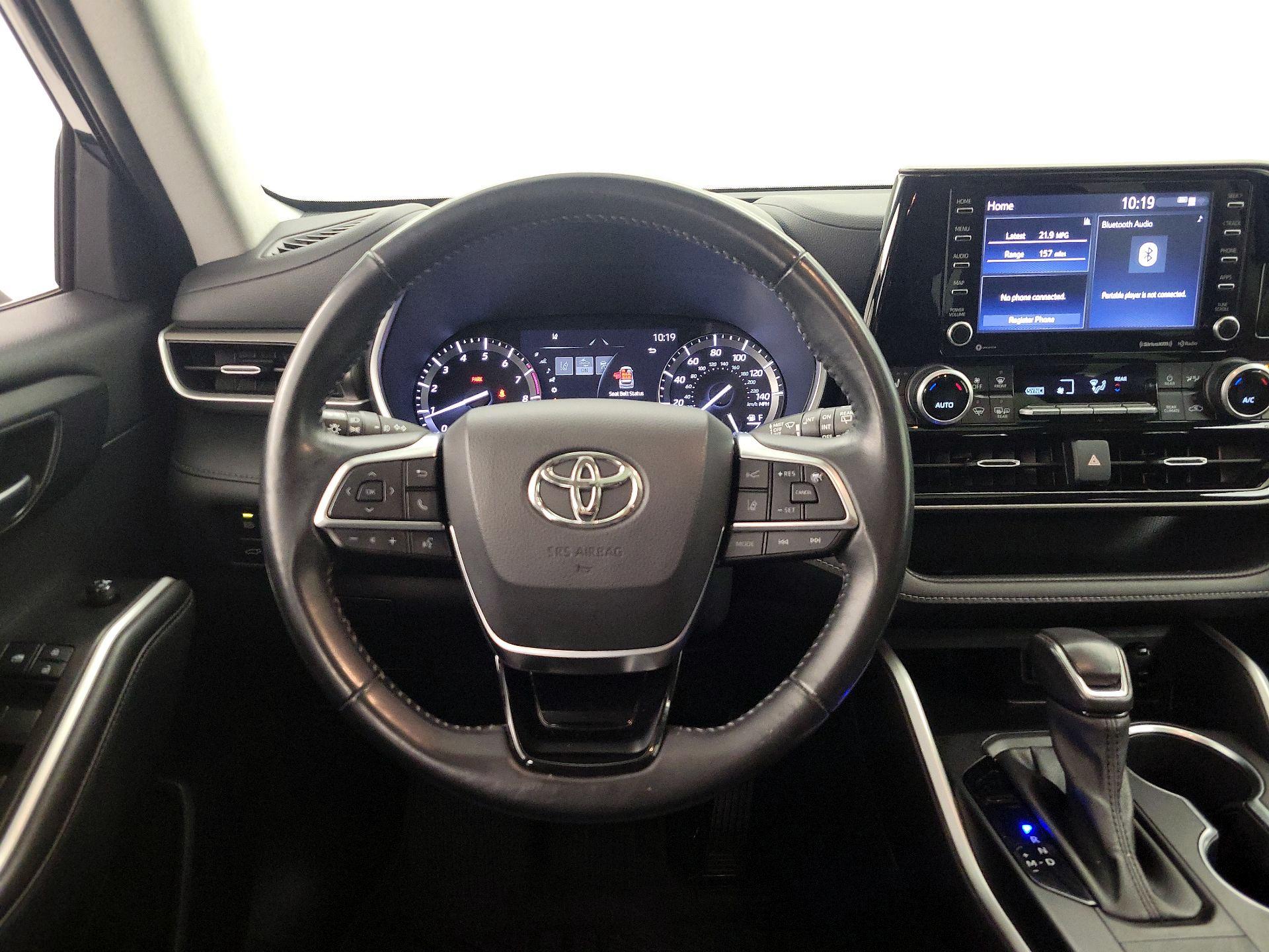 Thumbnail: 2021 Toyota Highlander - 10