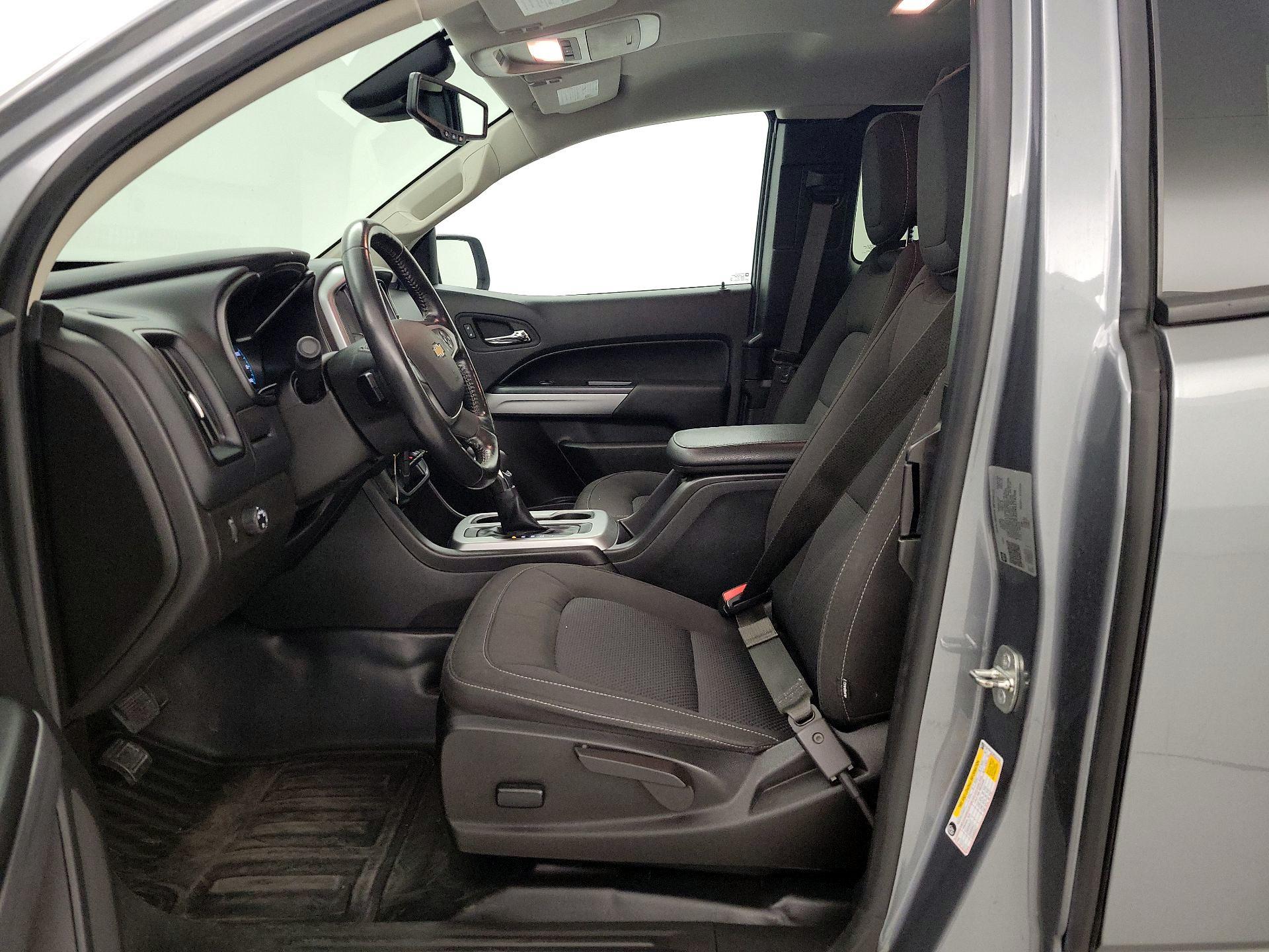 Thumbnail: 2022 Chevrolet Colorado - 11