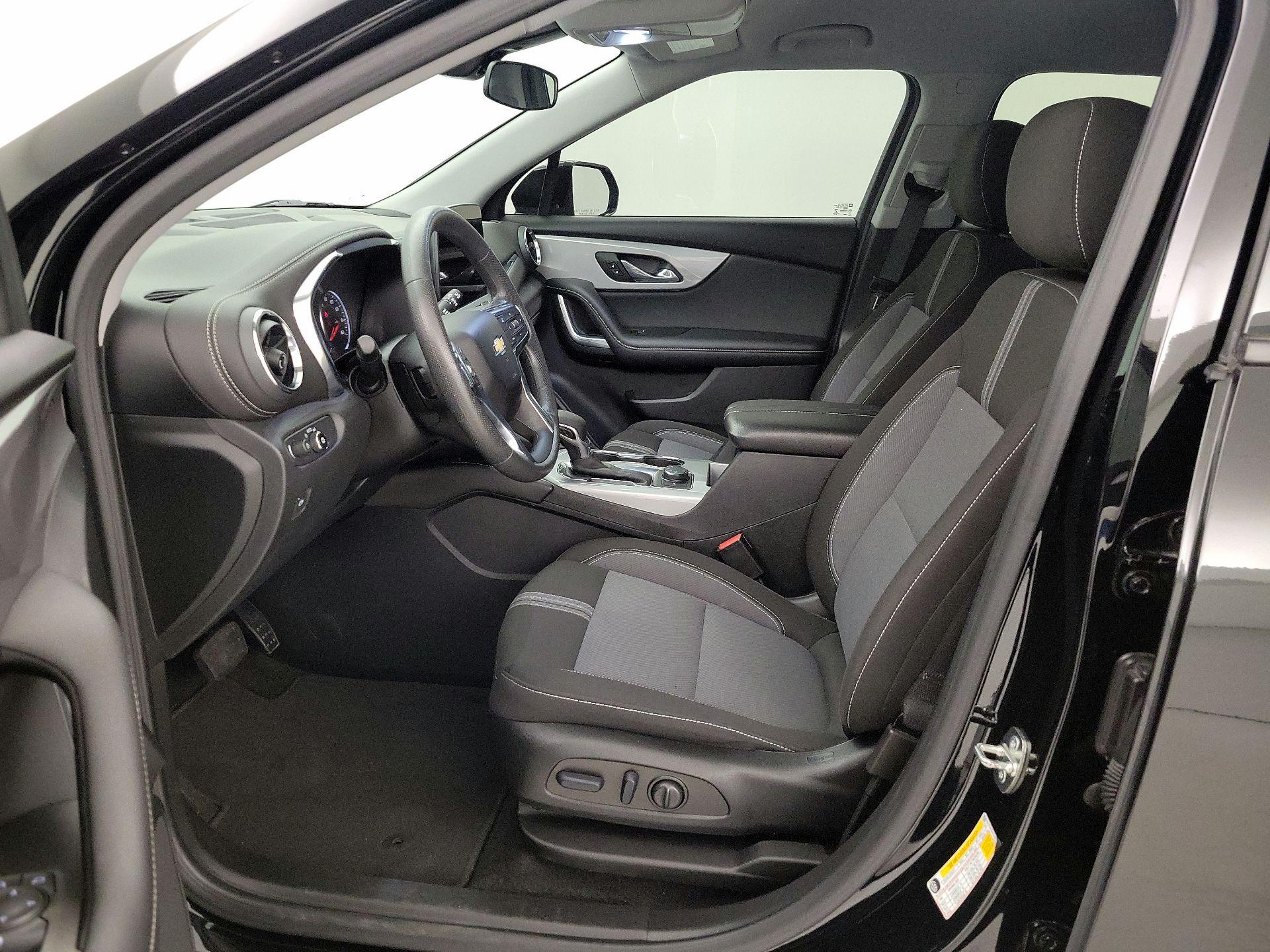 Thumbnail: 2023 Chevrolet Blazer - 11