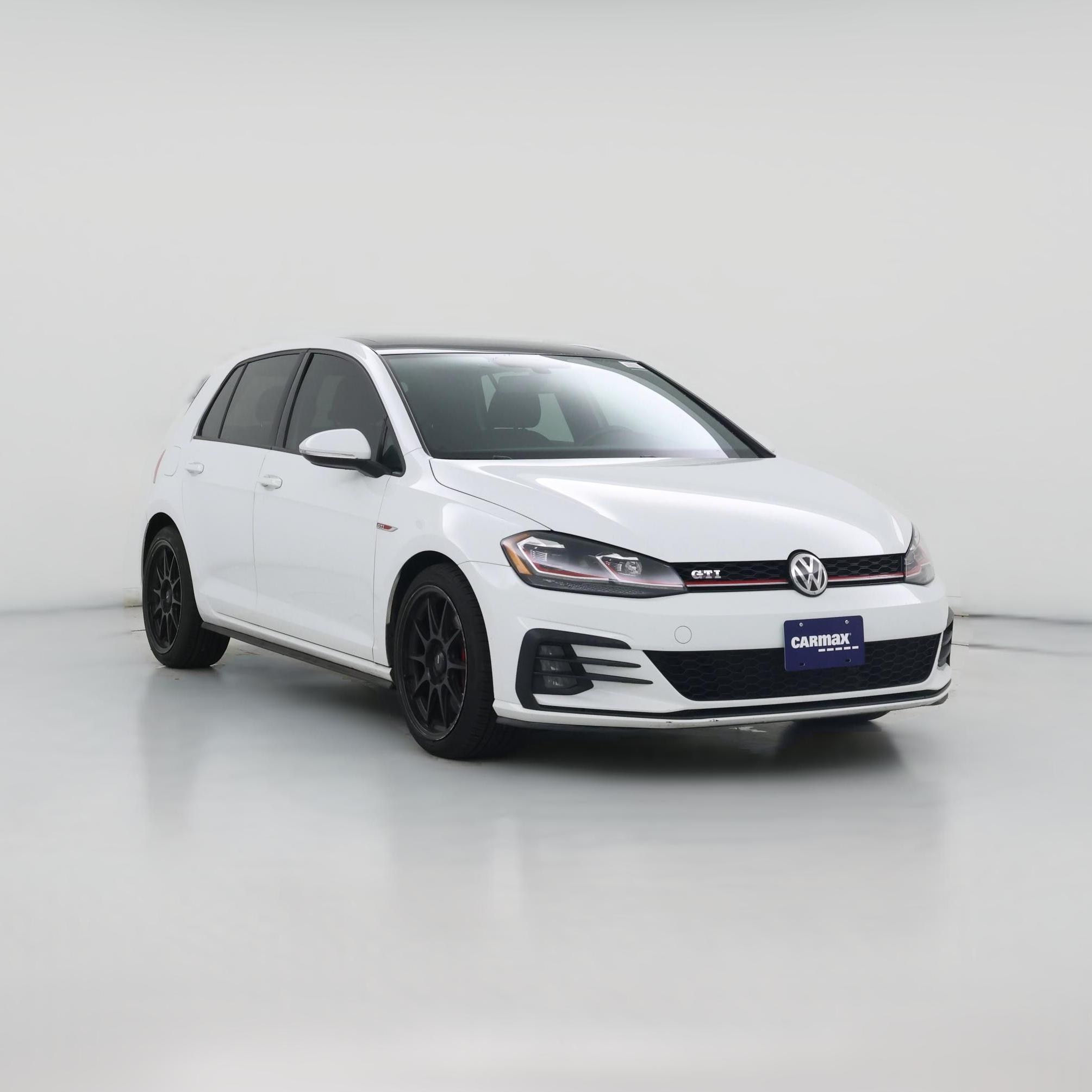 Thumbnail: 2018 Volkswagen Golf - 1