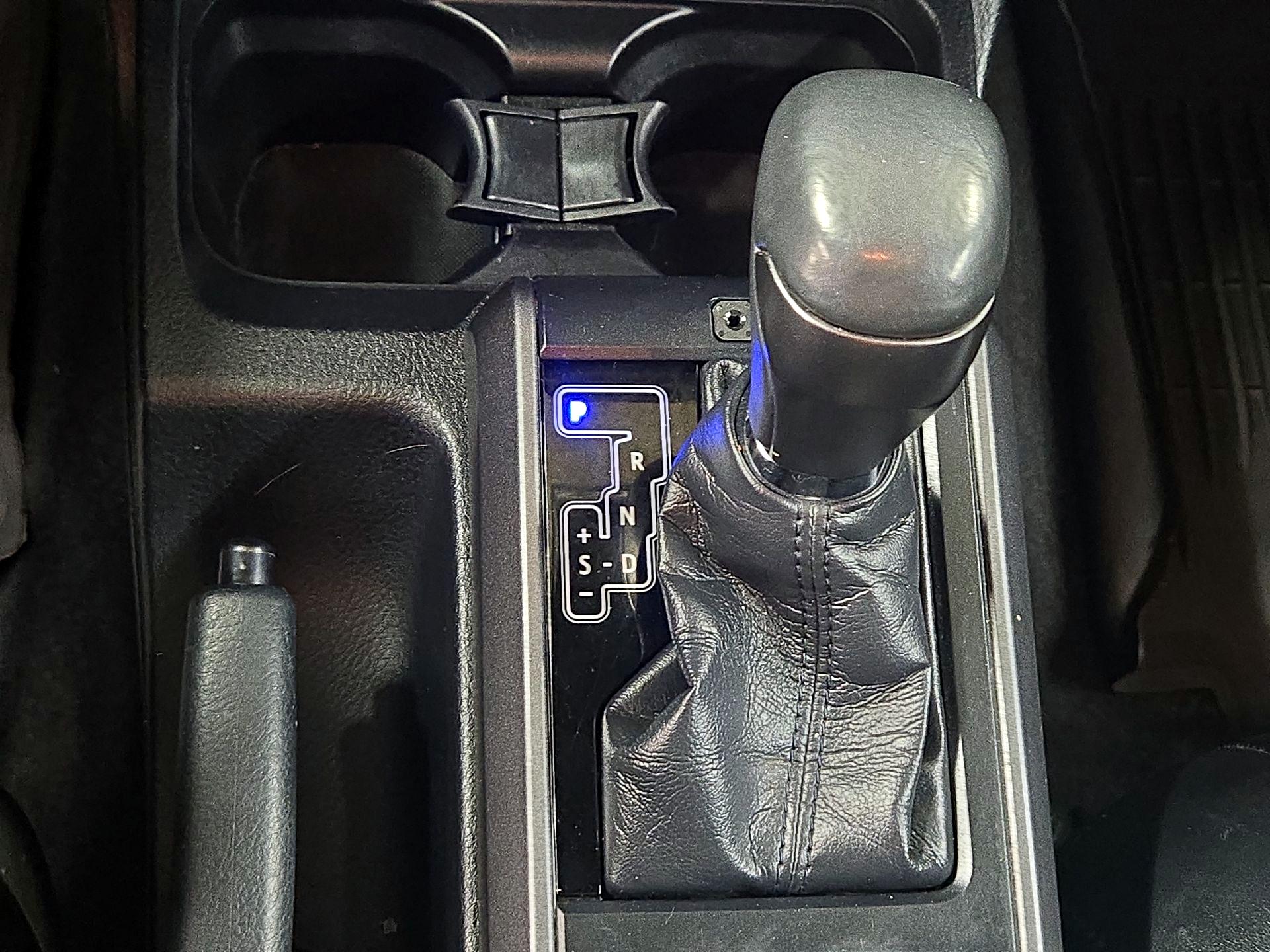 Thumbnail: 2021 Toyota Tacoma - 18