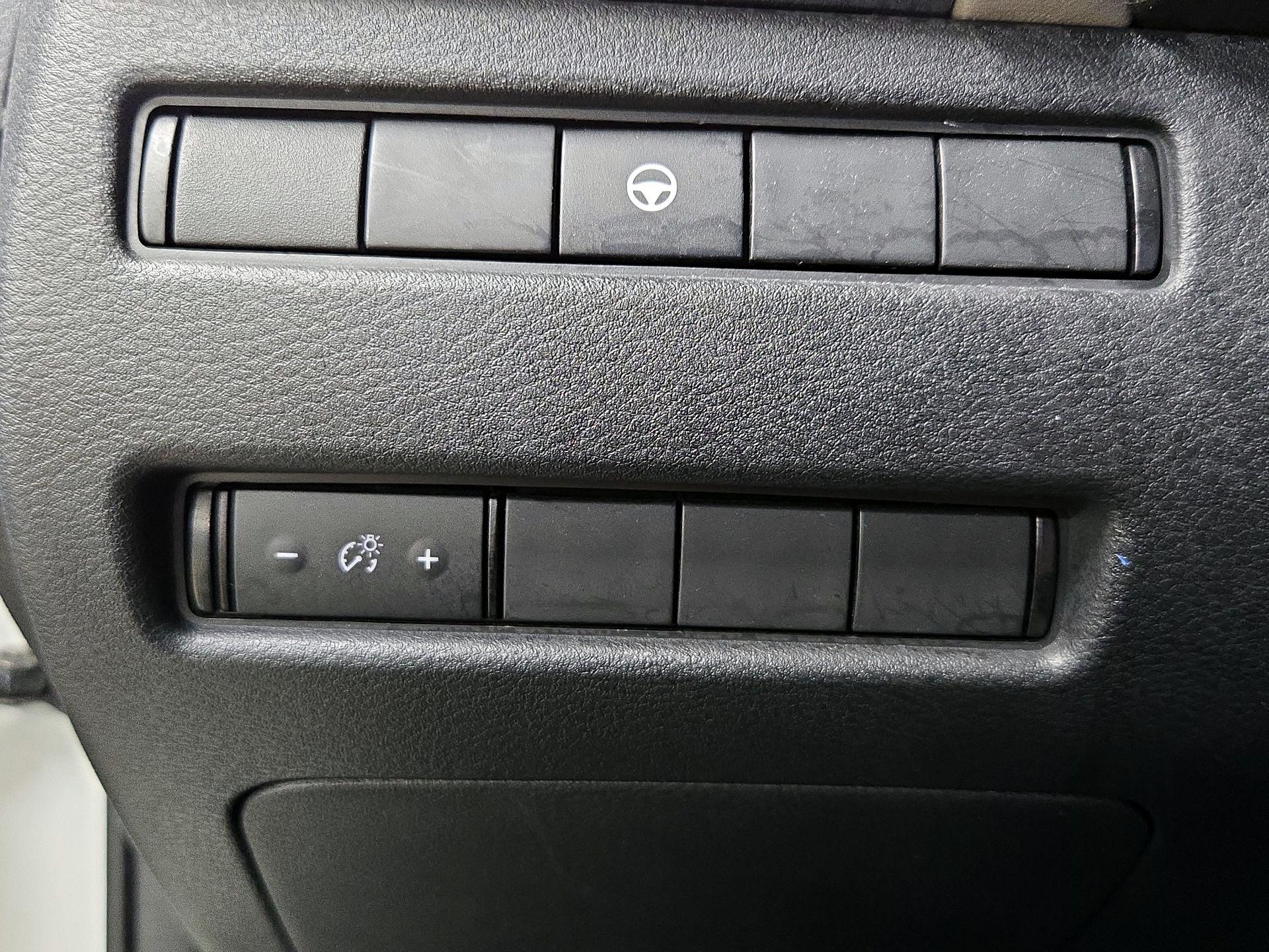 Thumbnail: 2021 Nissan Rogue - 13