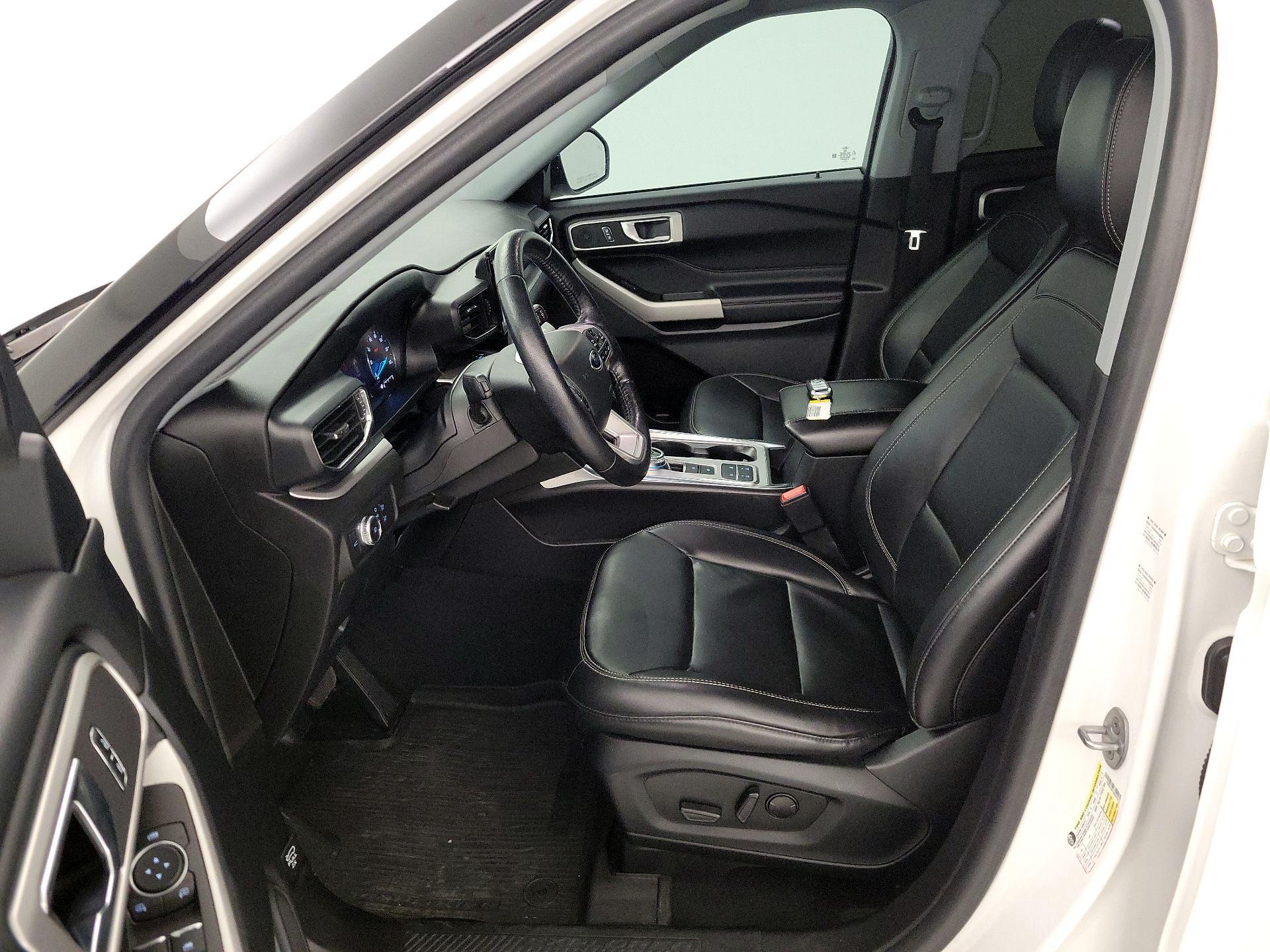 Thumbnail: 2021 Ford Explorer - 11