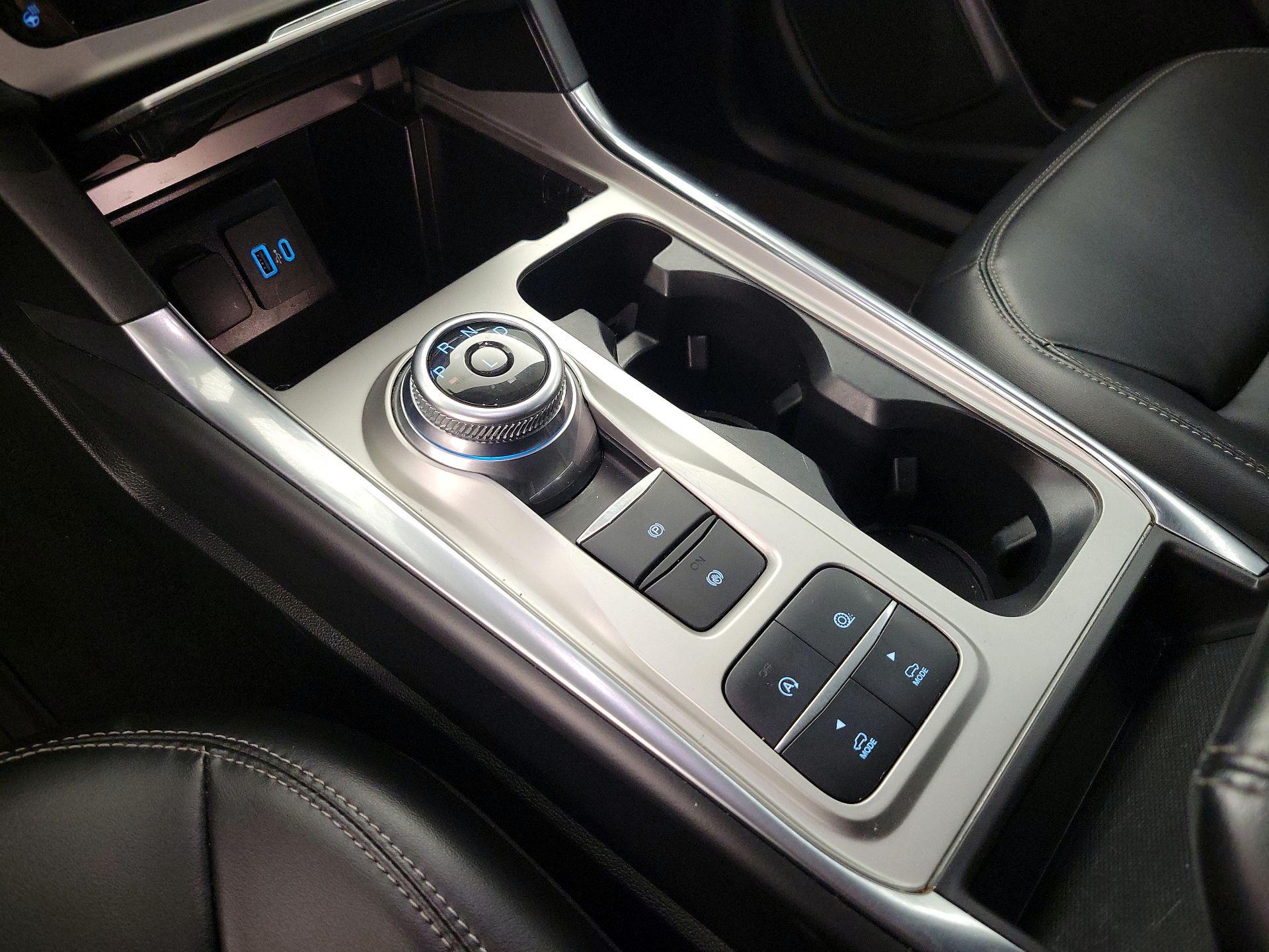 Thumbnail: 2021 Ford Explorer - 17