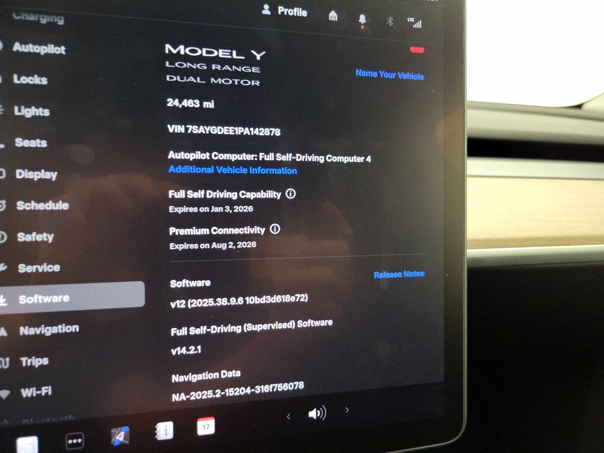 Thumbnail: 2023 Tesla Model Y - 14