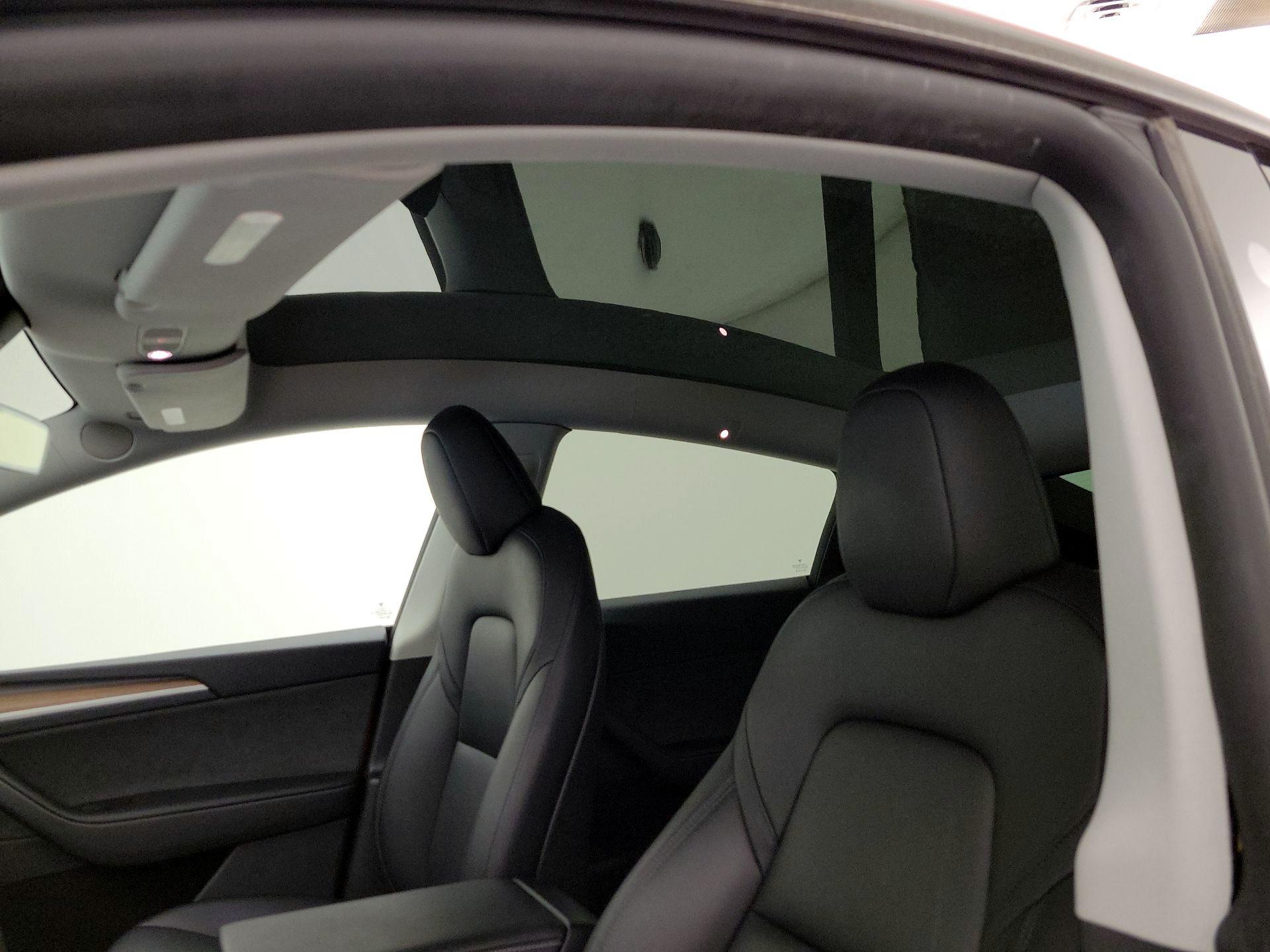 Thumbnail: 2023 Tesla Model Y - 19