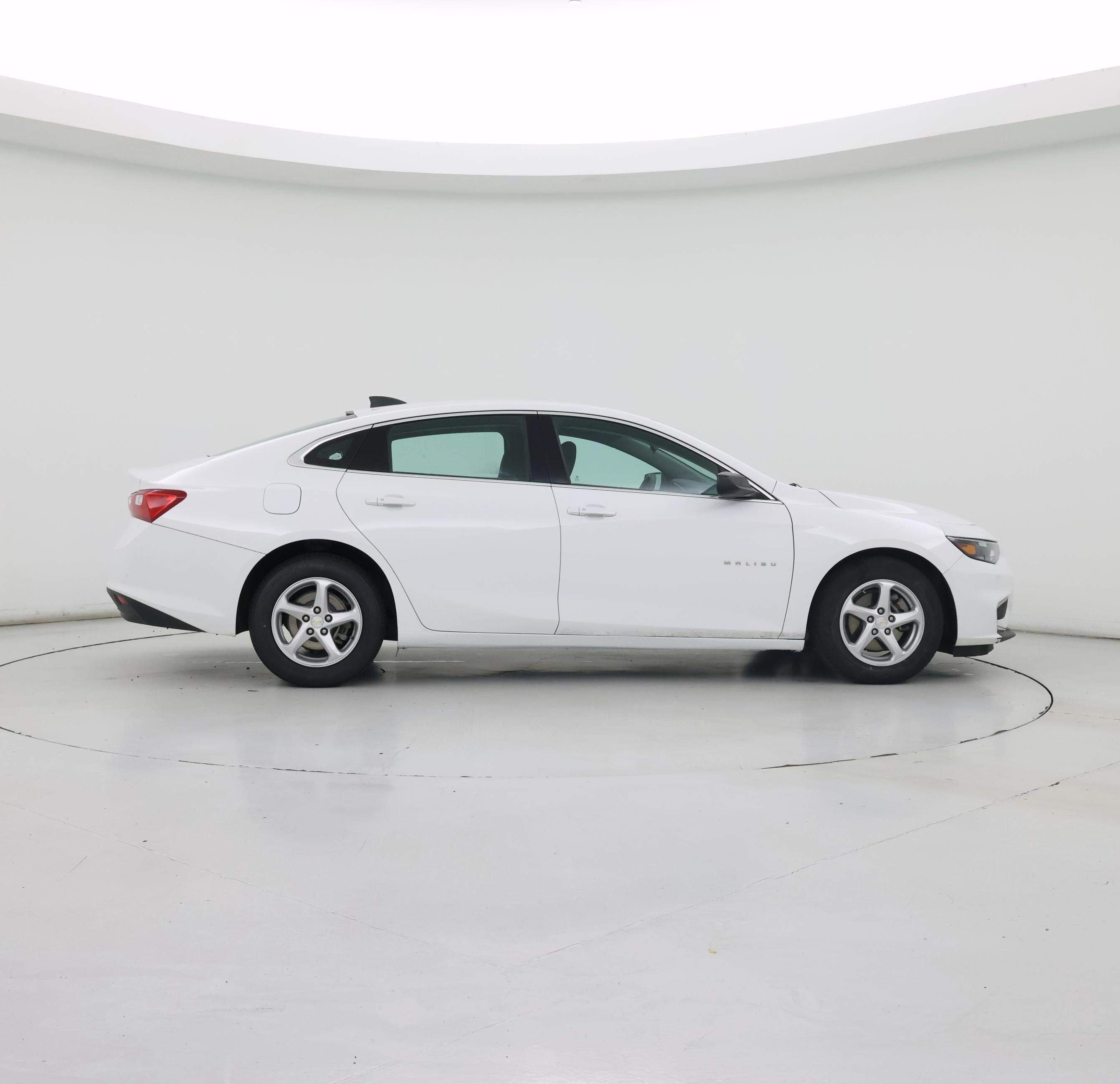Thumbnail: 2018 Chevrolet Malibu - 7