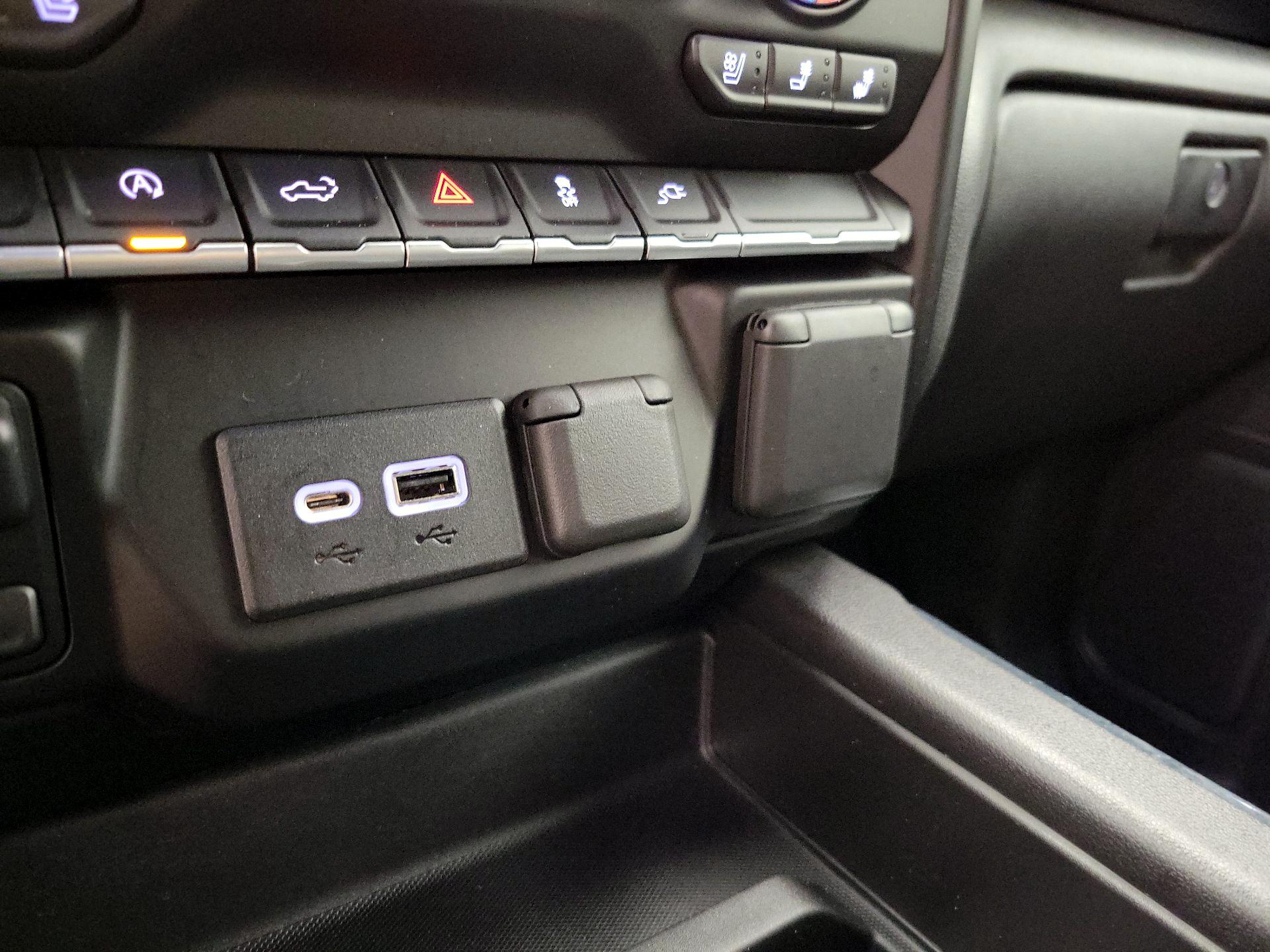 Thumbnail: 2022 GMC Sierra 1500 - 18