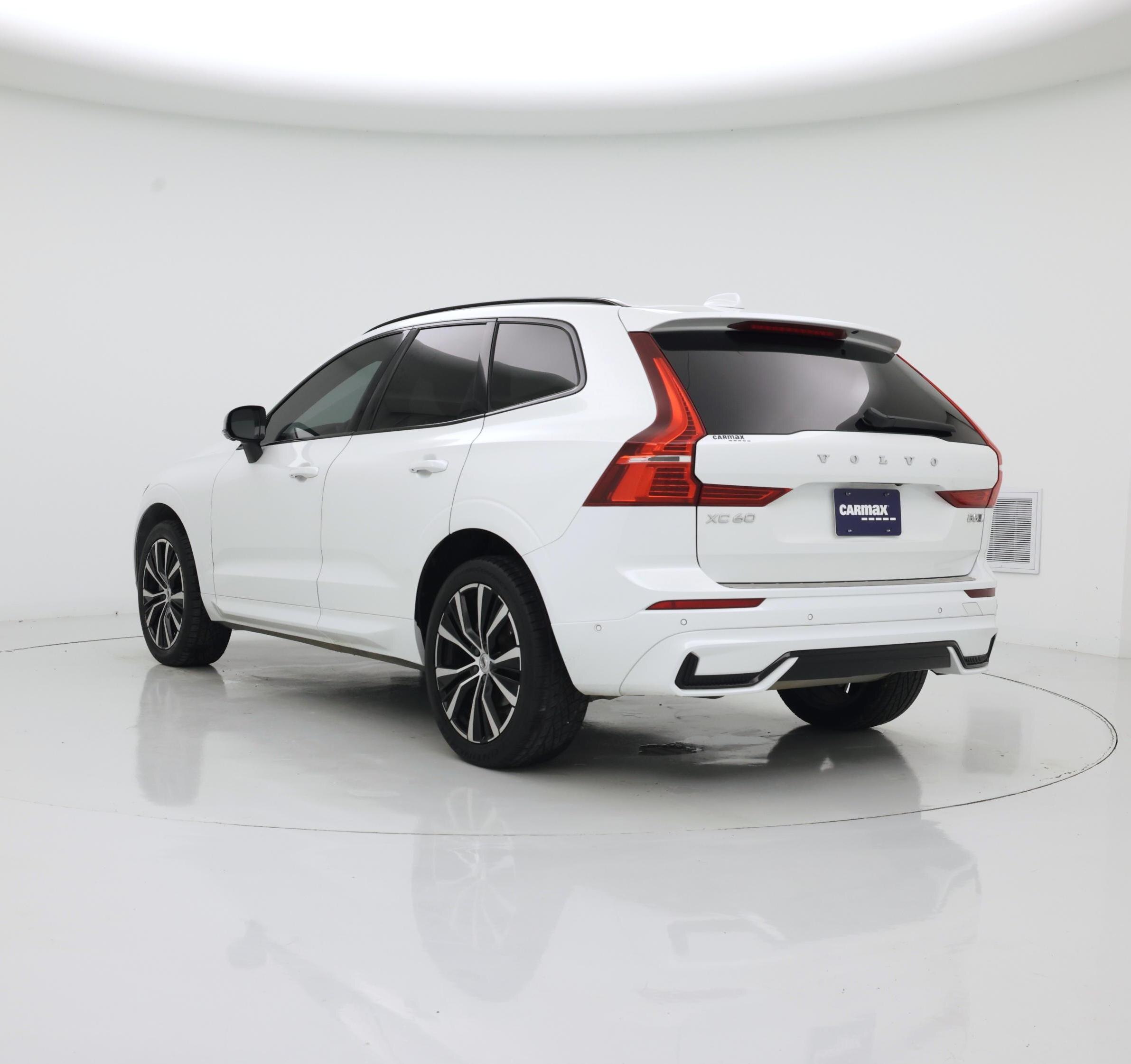 Thumbnail: 2023 Volvo XC60 - 2