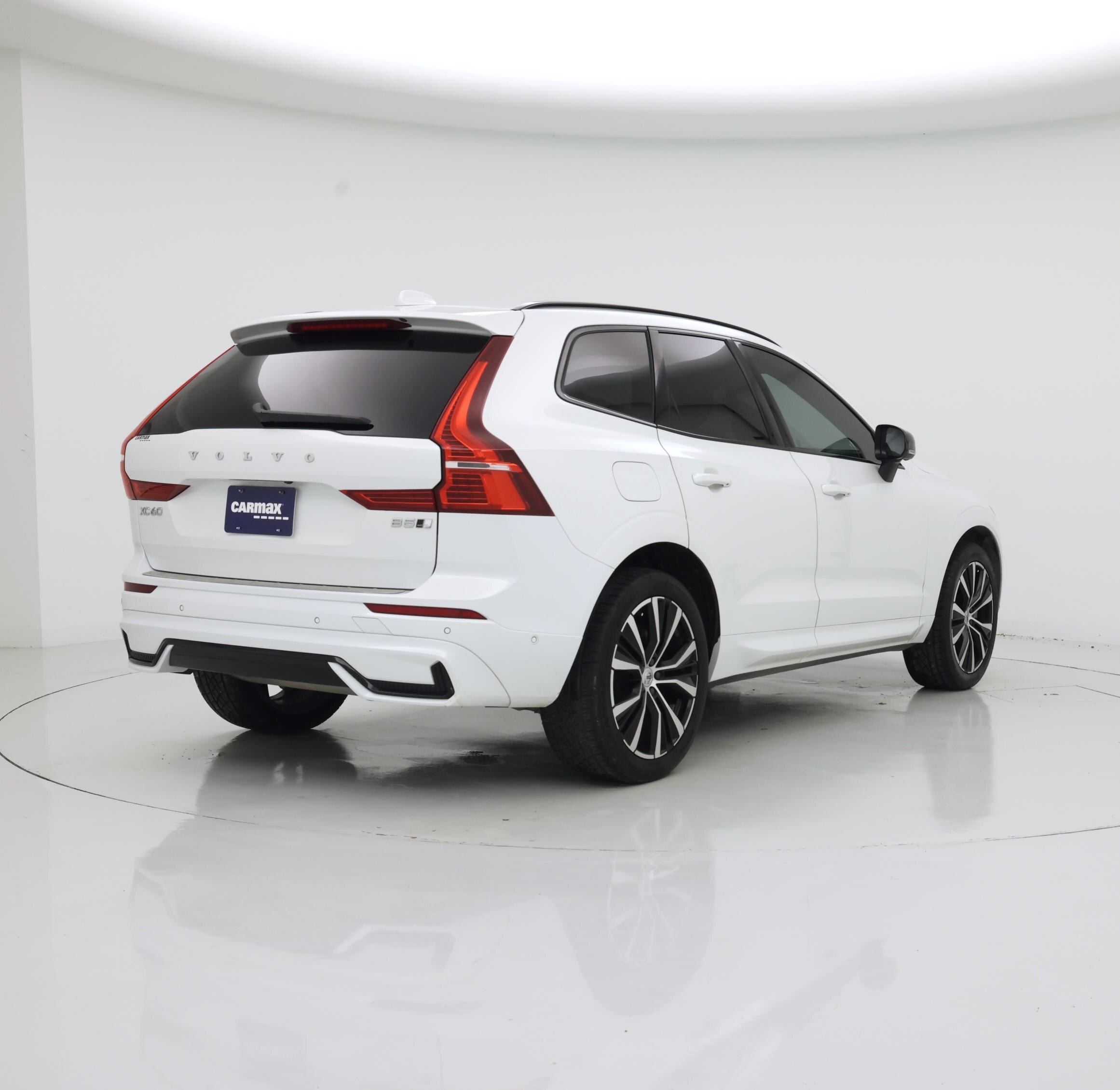 Thumbnail: 2023 Volvo XC60 - 8