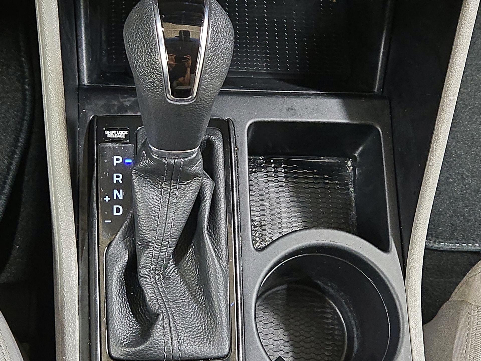 Thumbnail: 2021 Hyundai Tucson - 17