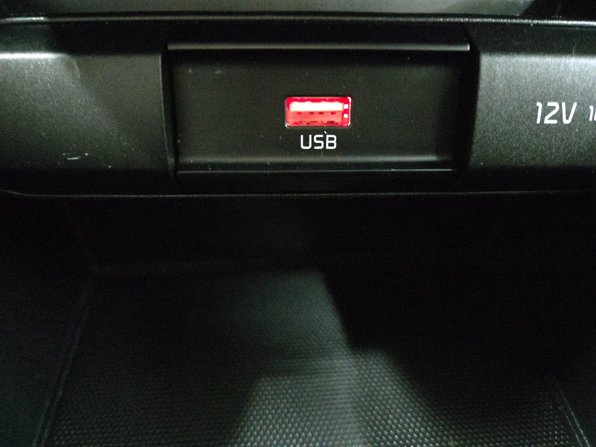 Thumbnail: 2023 Kia Rio - 16