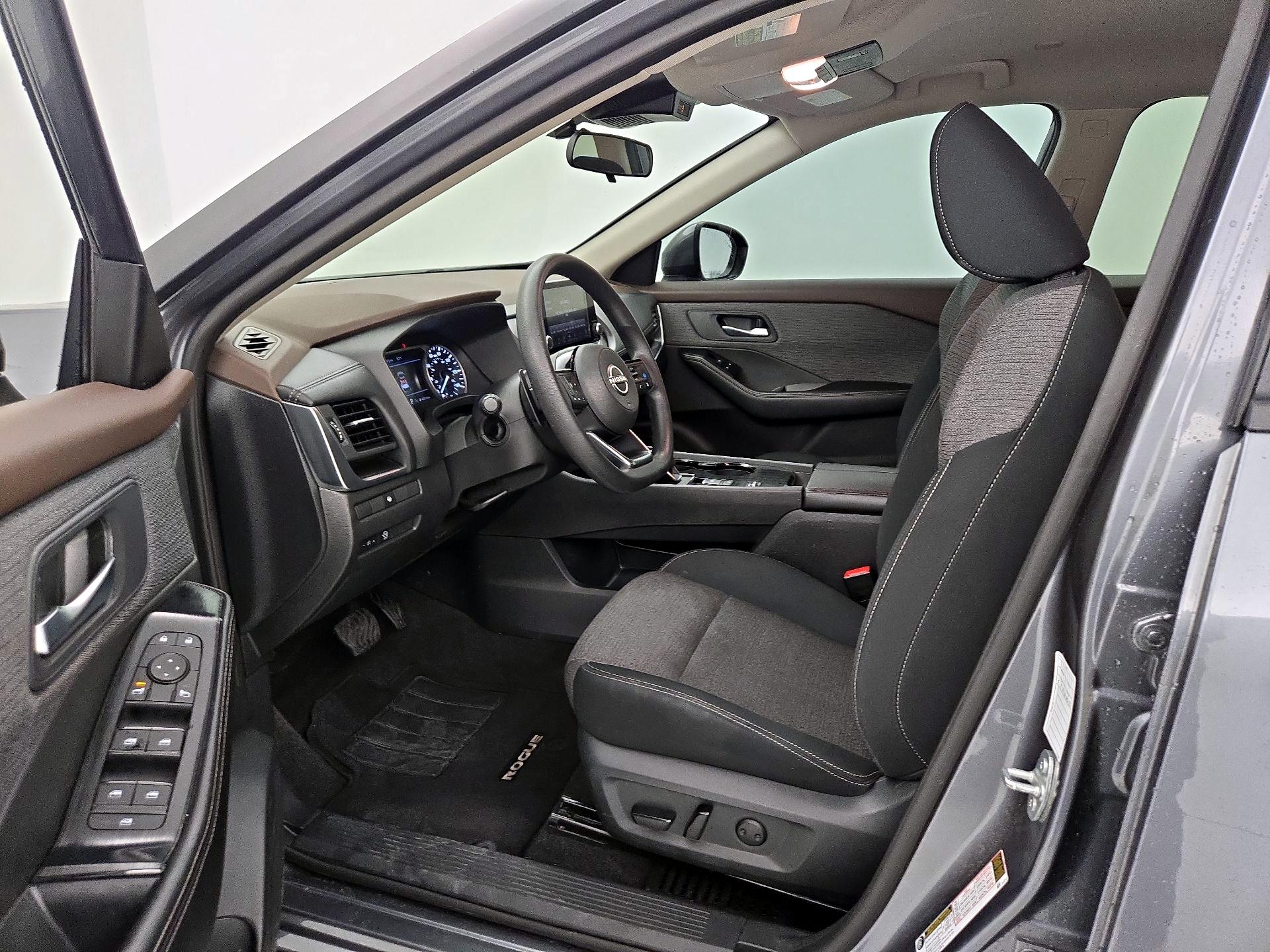 Thumbnail: 2023 Nissan Rogue - 11