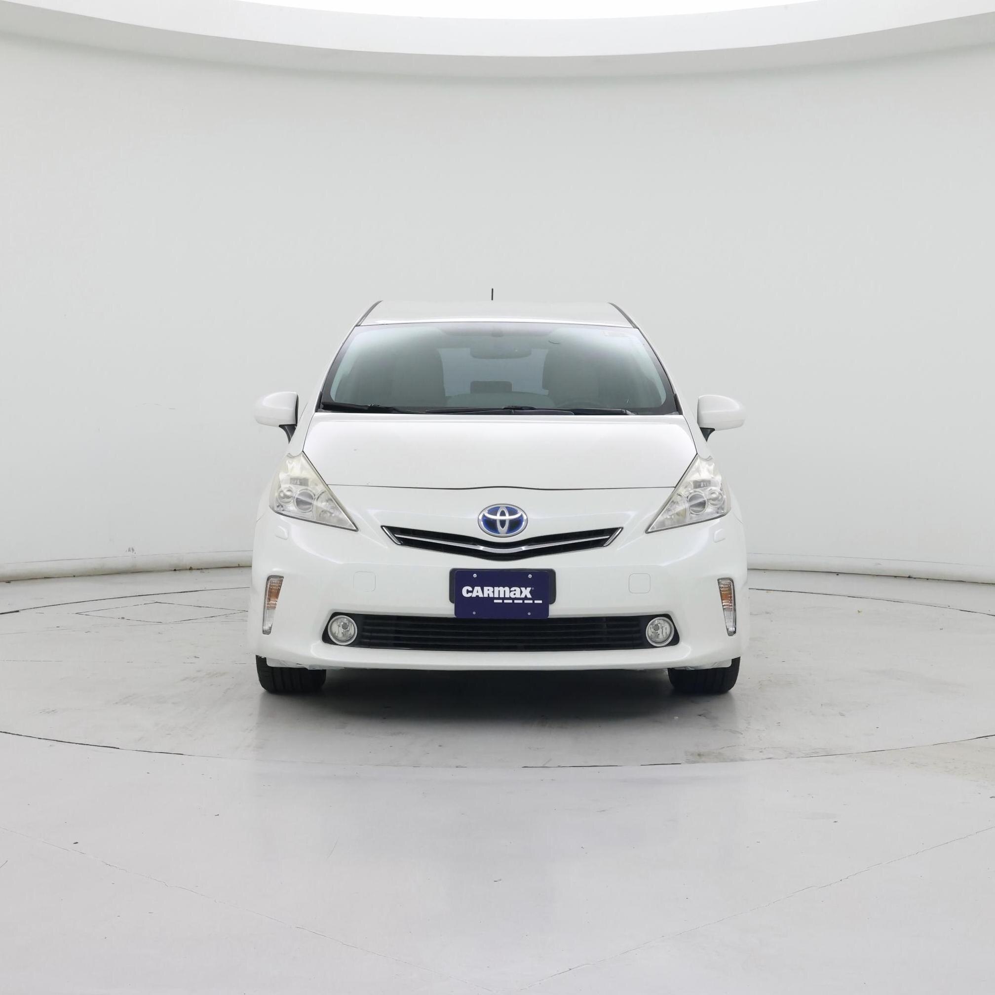 Thumbnail: 2014 Toyota Prius v - 5