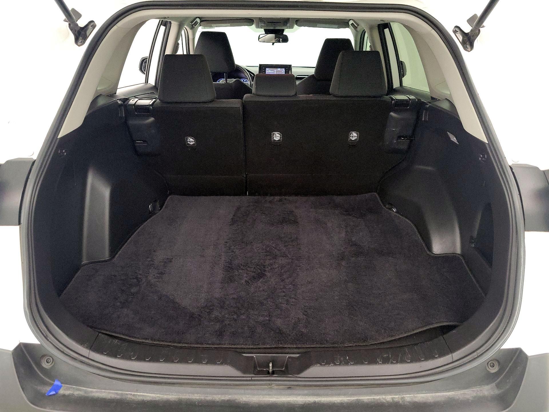 Thumbnail: 2021 Toyota RAV4 - 19