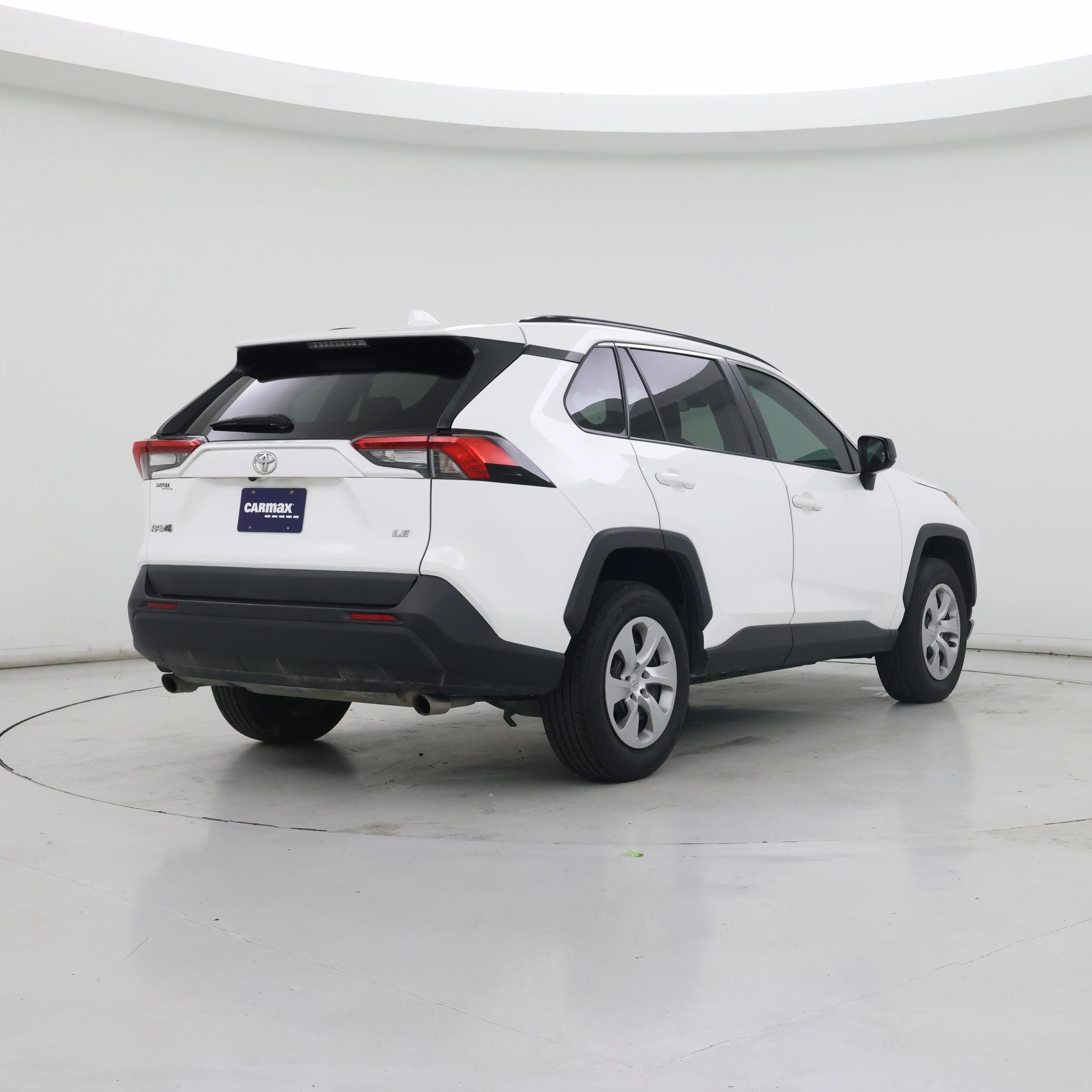 Thumbnail: 2021 Toyota RAV4 - 8