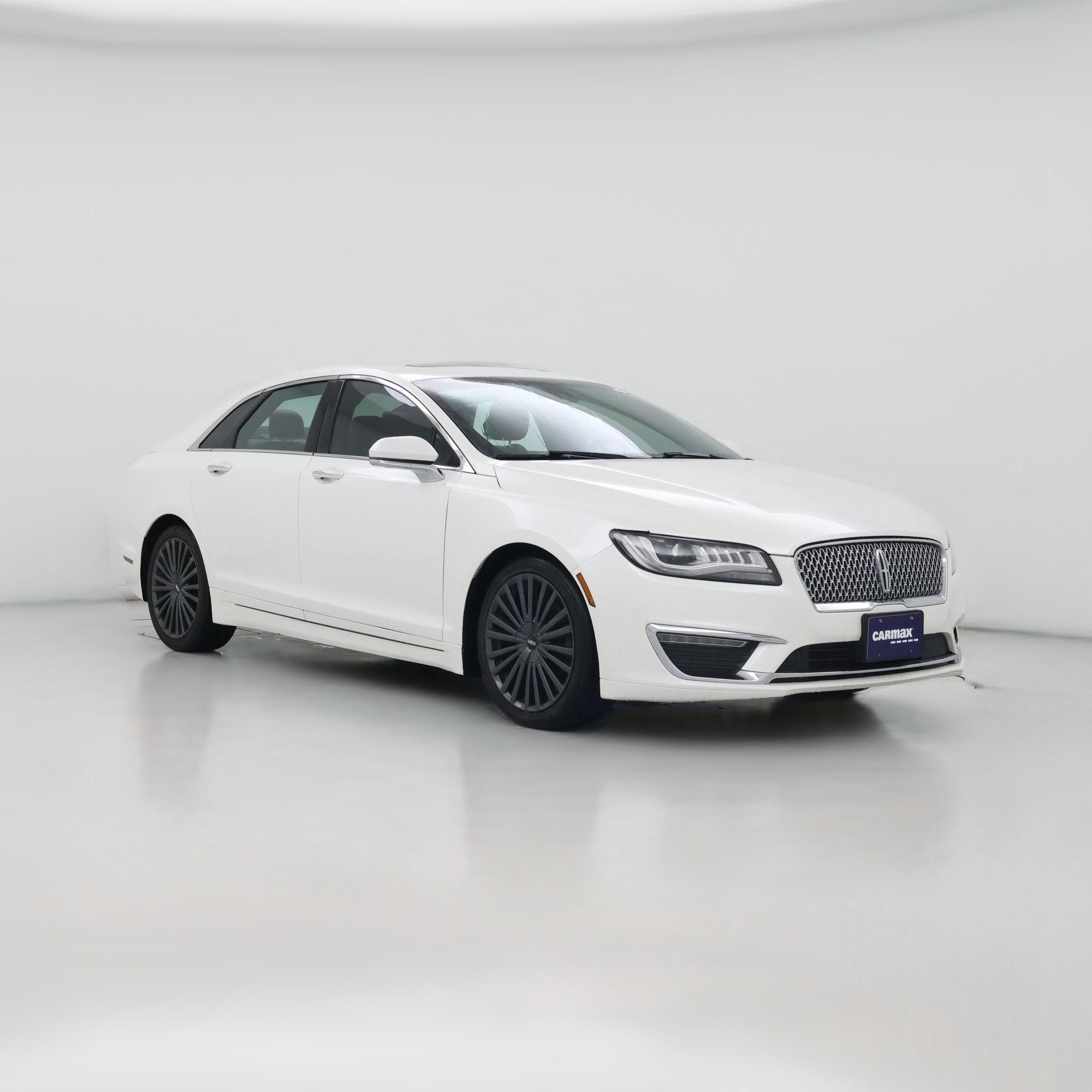 Thumbnail: 2017 Lincoln MKZ - 1