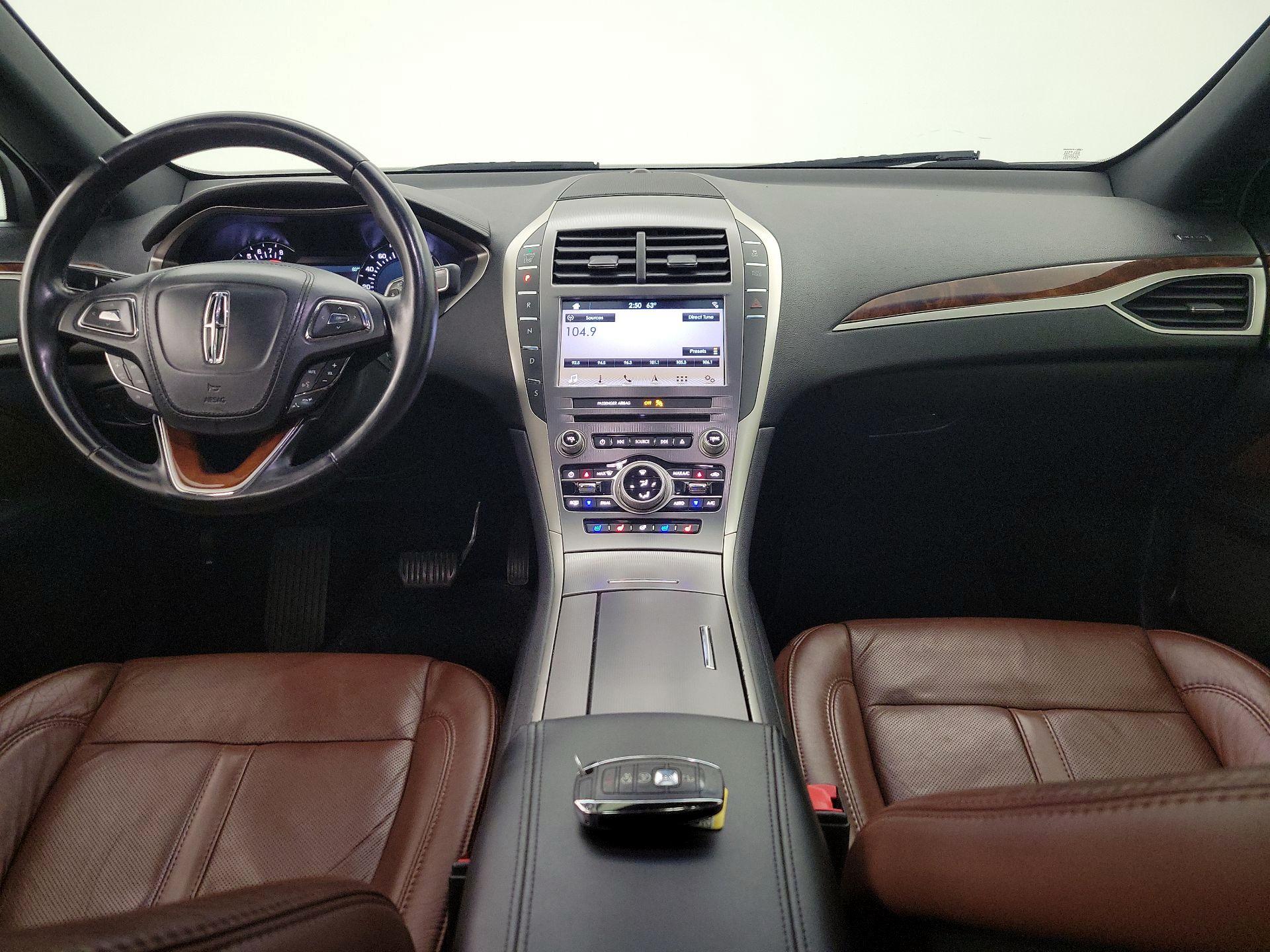 Thumbnail: 2017 Lincoln MKZ - 9