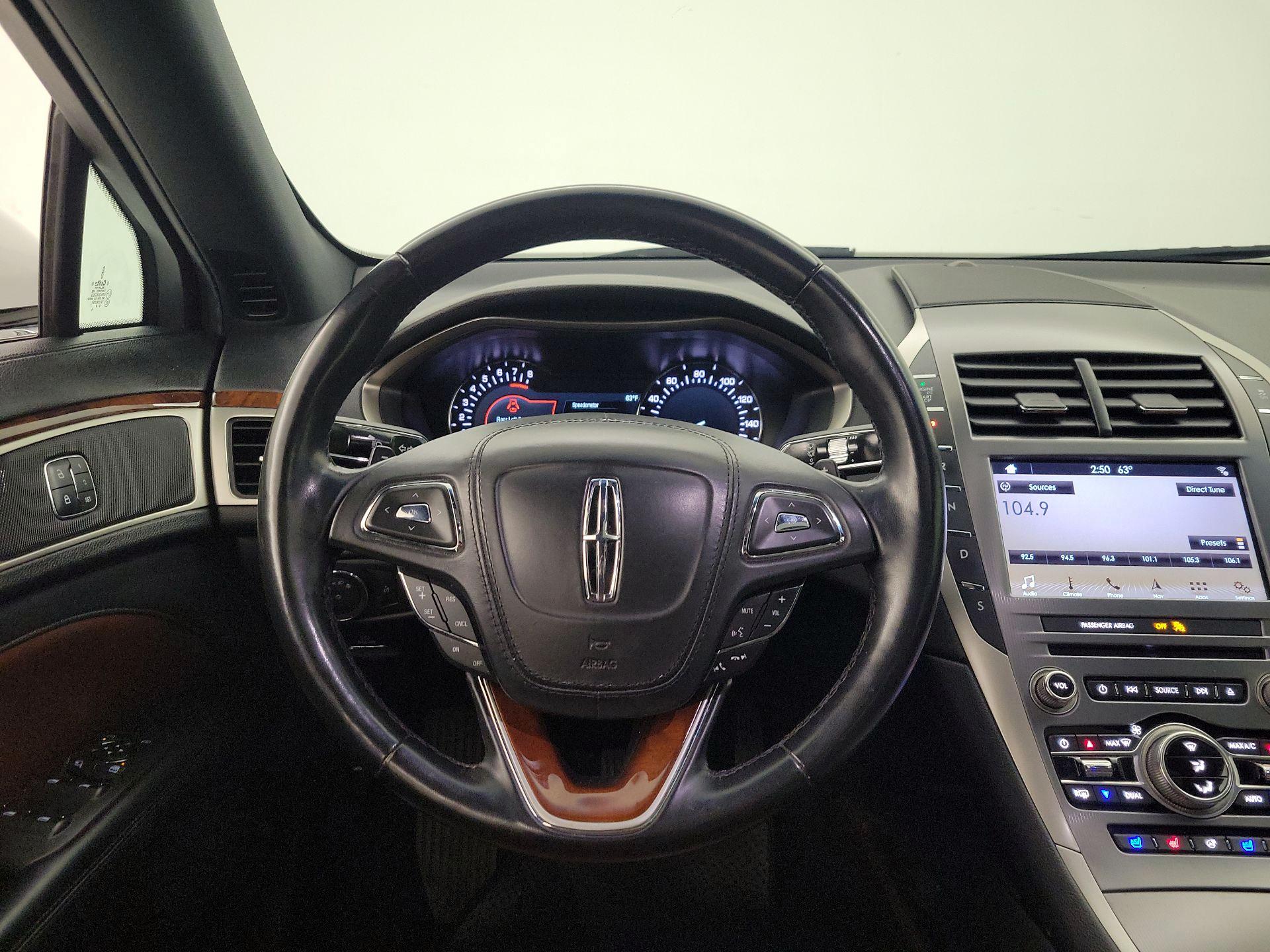 Thumbnail: 2017 Lincoln MKZ - 10