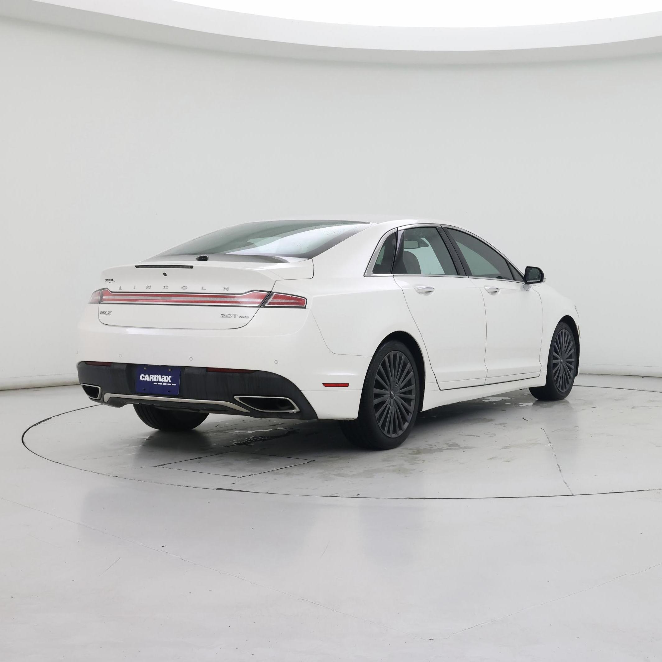 Thumbnail: 2017 Lincoln MKZ - 8