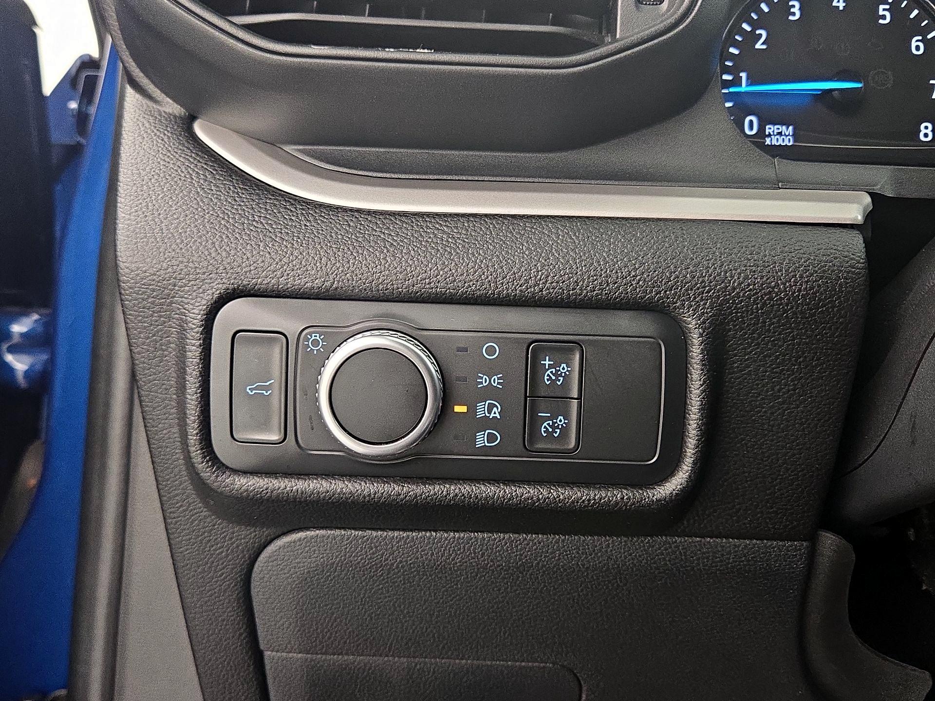 Thumbnail: 2022 Ford Explorer - 13