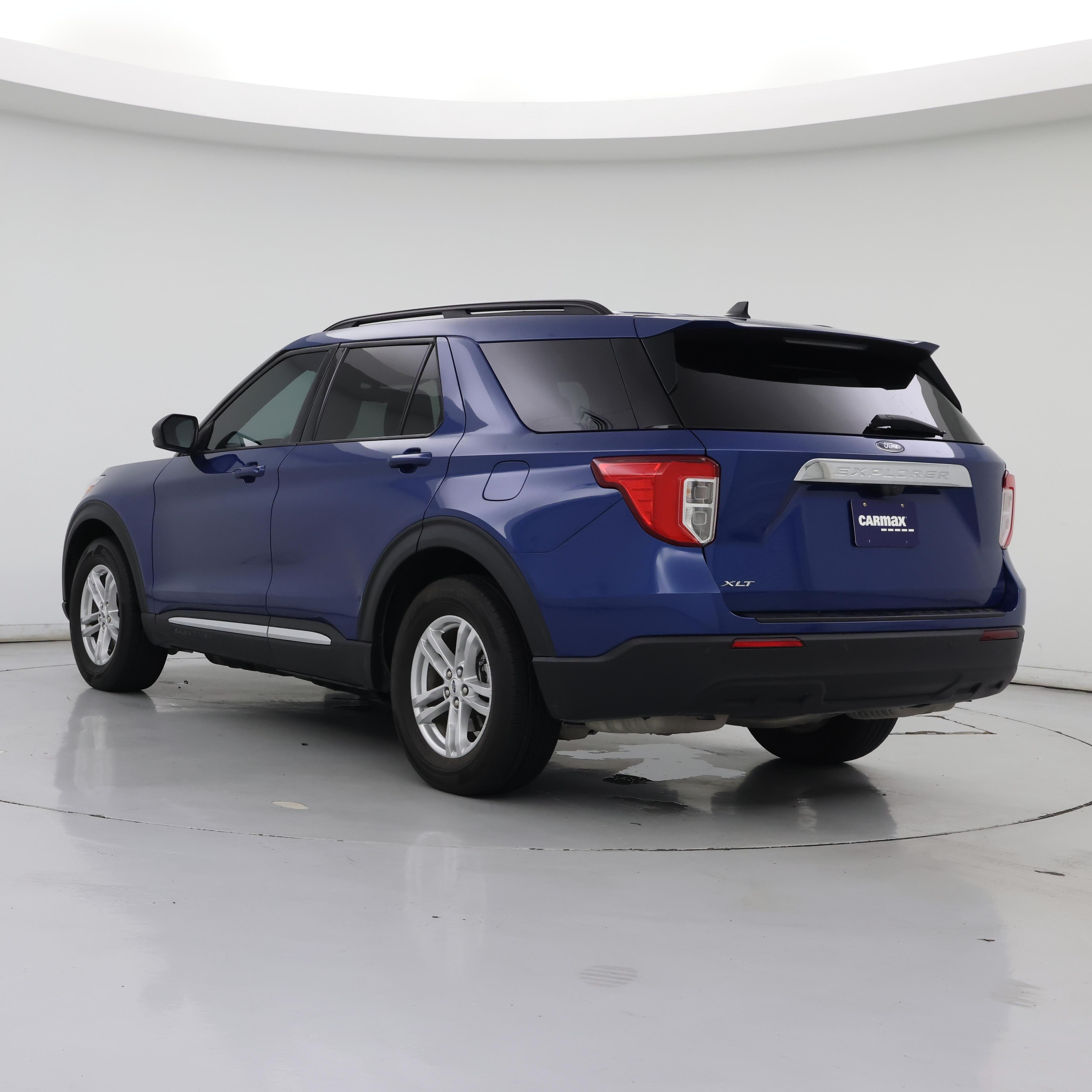 Thumbnail: 2022 Ford Explorer - 2