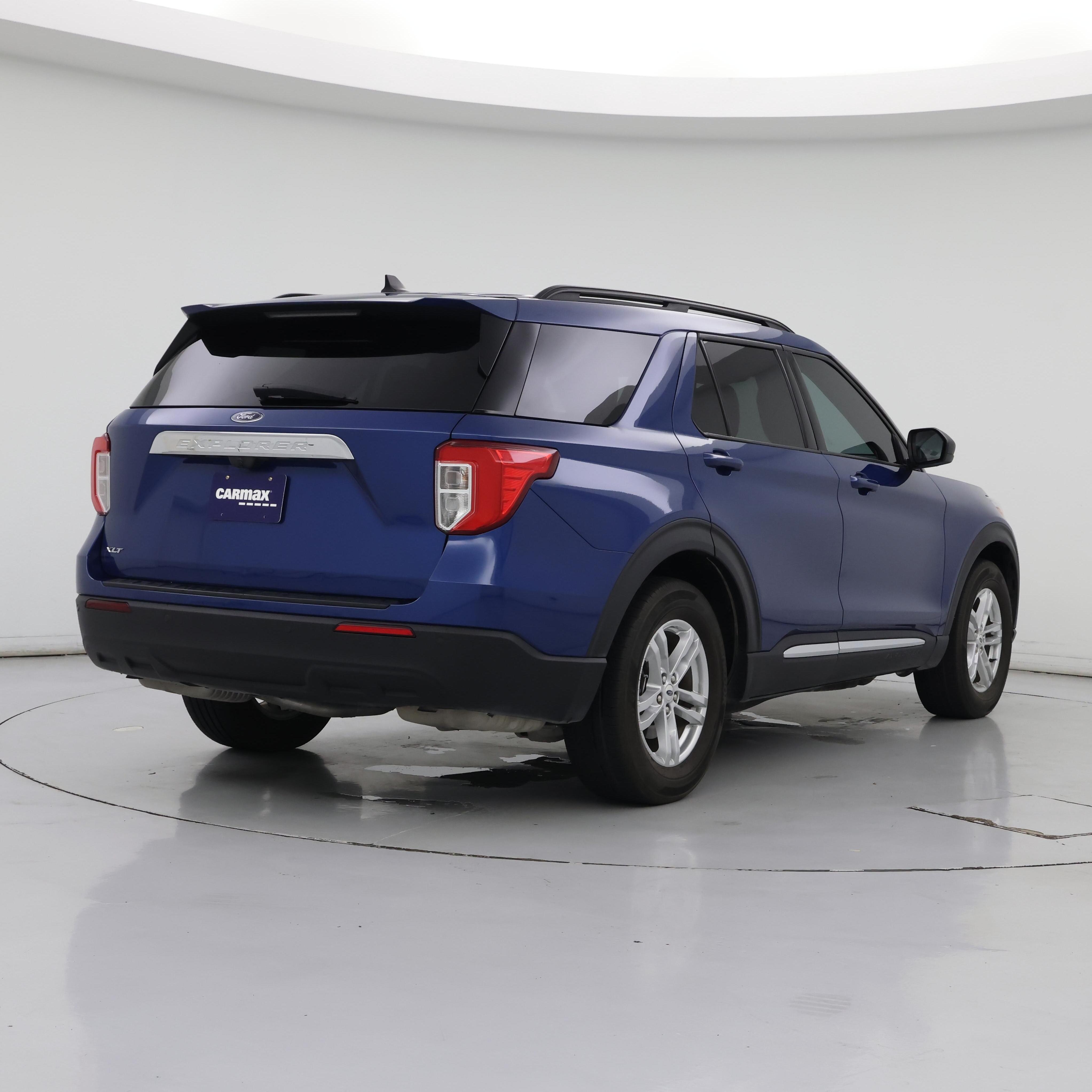 Thumbnail: 2022 Ford Explorer - 8