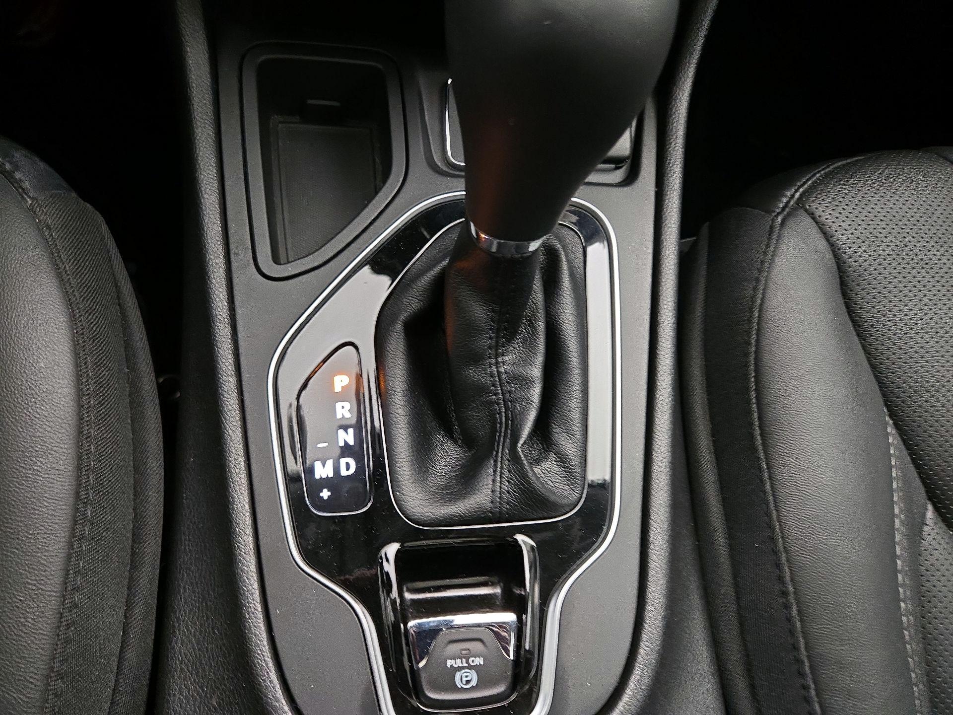 Thumbnail: 2020 Jeep Cherokee - 18