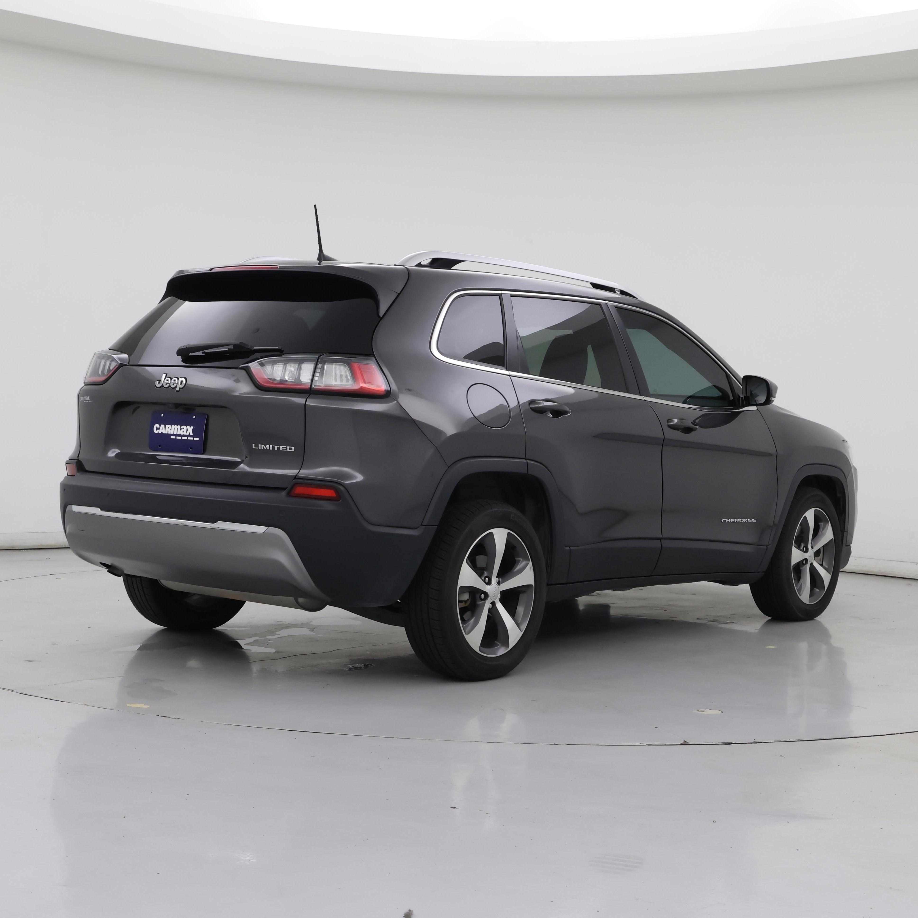 Thumbnail: 2020 Jeep Cherokee - 8