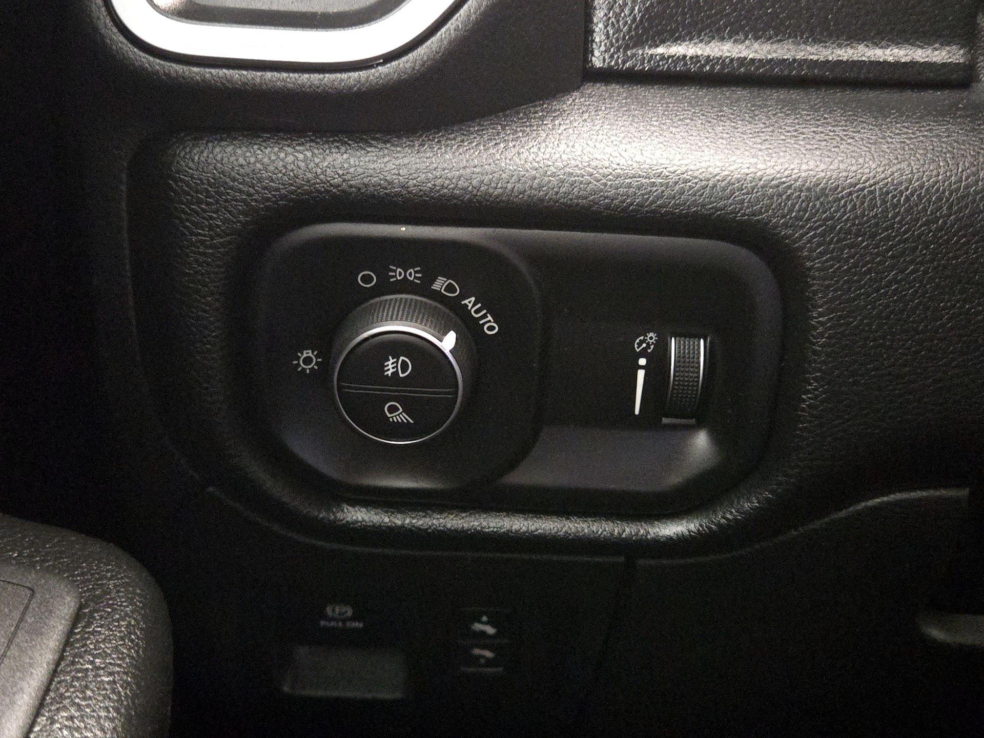 Thumbnail: 2022 RAM 1500 - 13