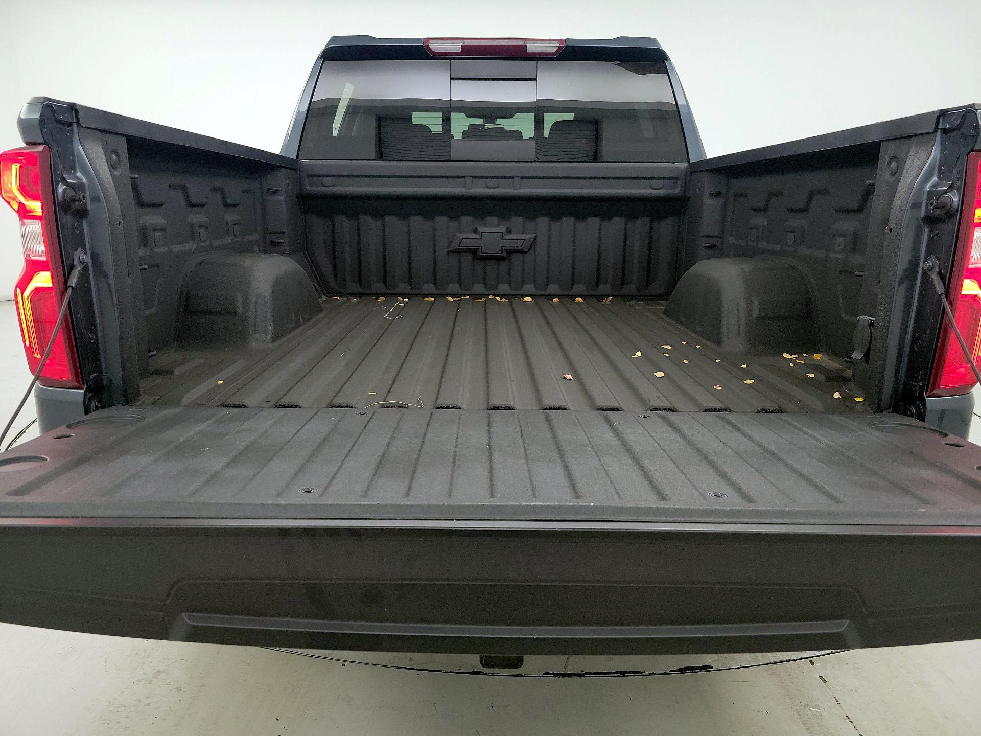 Thumbnail: 2020 Chevrolet Silverado 1500 - 20