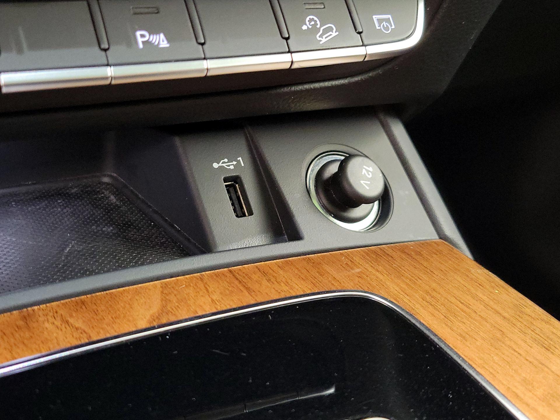 Thumbnail: 2023 Audi Q5 - 18