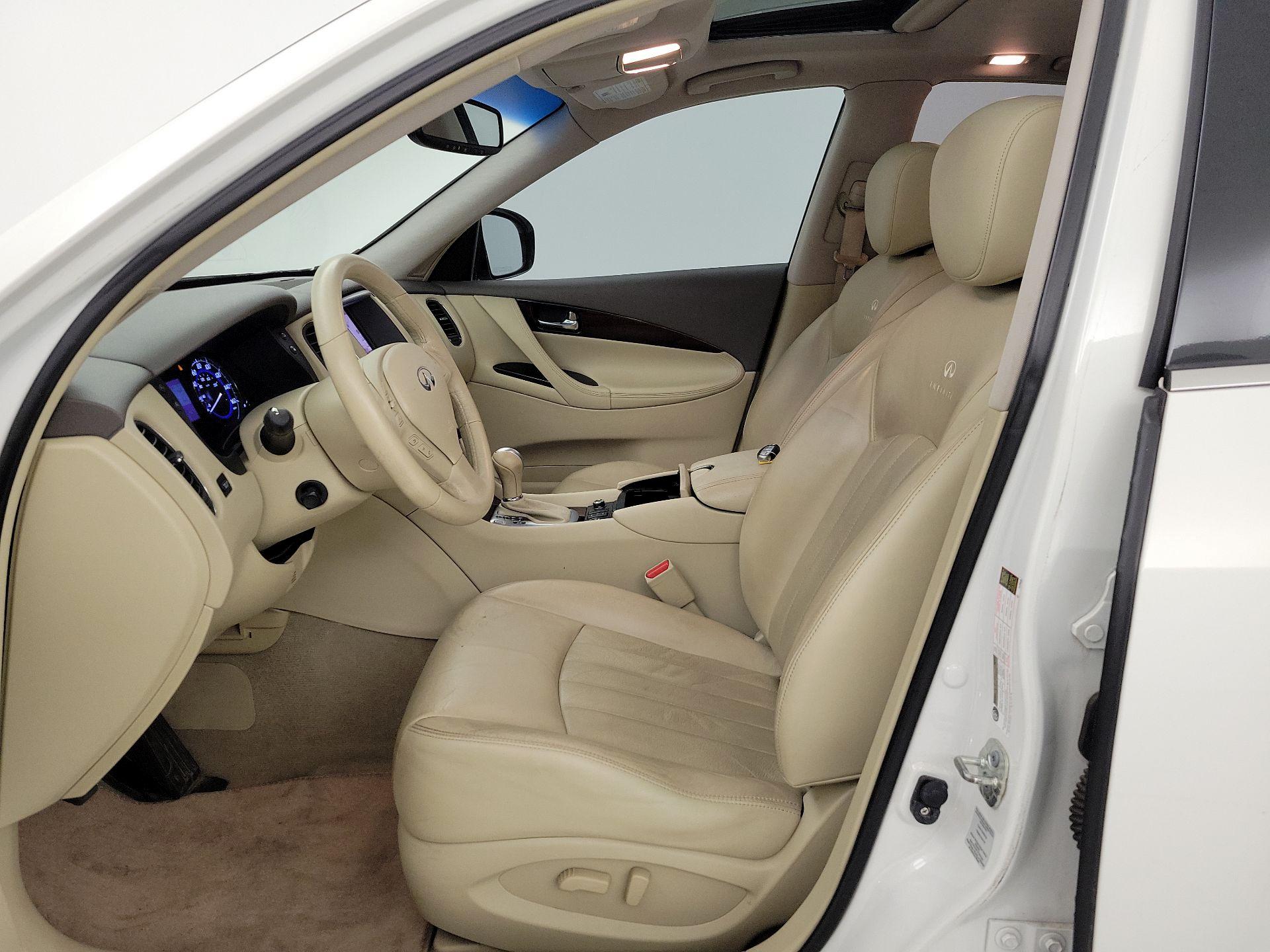 Thumbnail: 2014 INFINITI QX50 - 11