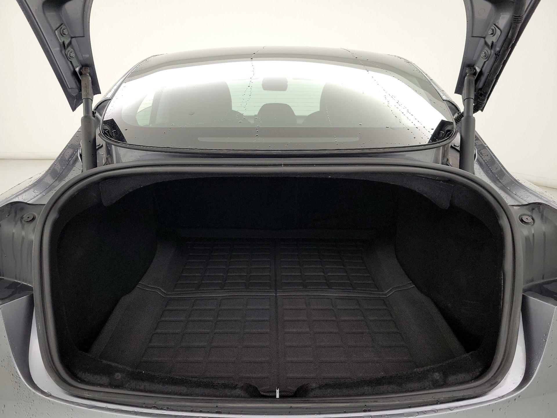 Thumbnail: 2025 Tesla Model 3 - 19