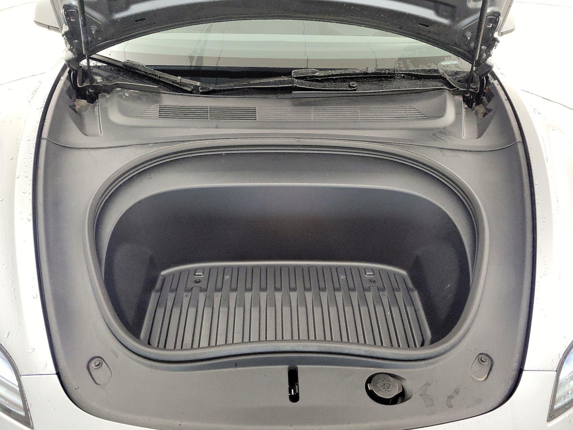 Thumbnail: 2025 Tesla Model 3 - 20