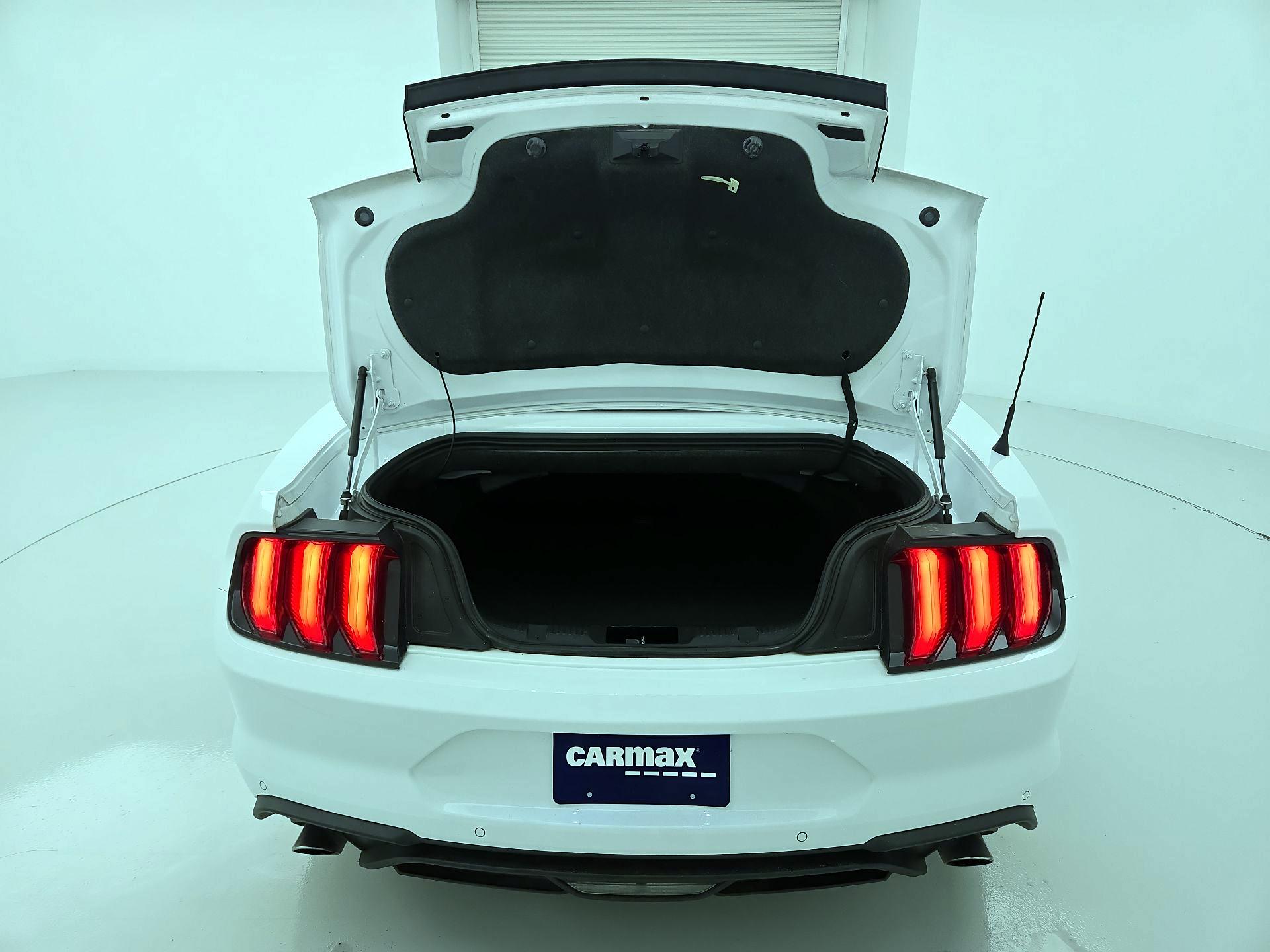 Thumbnail: 2023 Ford Mustang - 20