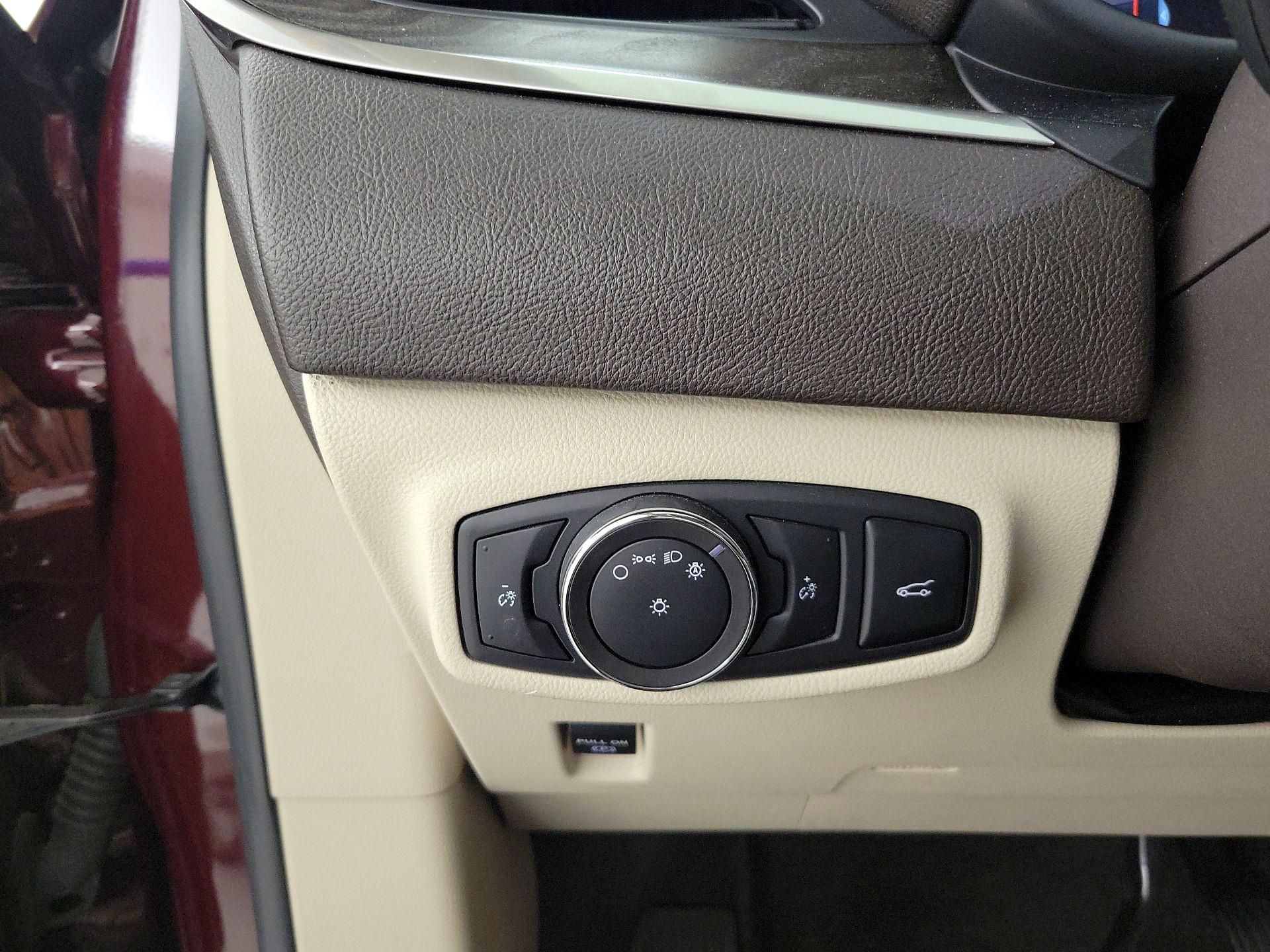 Thumbnail: 2018 Lincoln MKC - 13