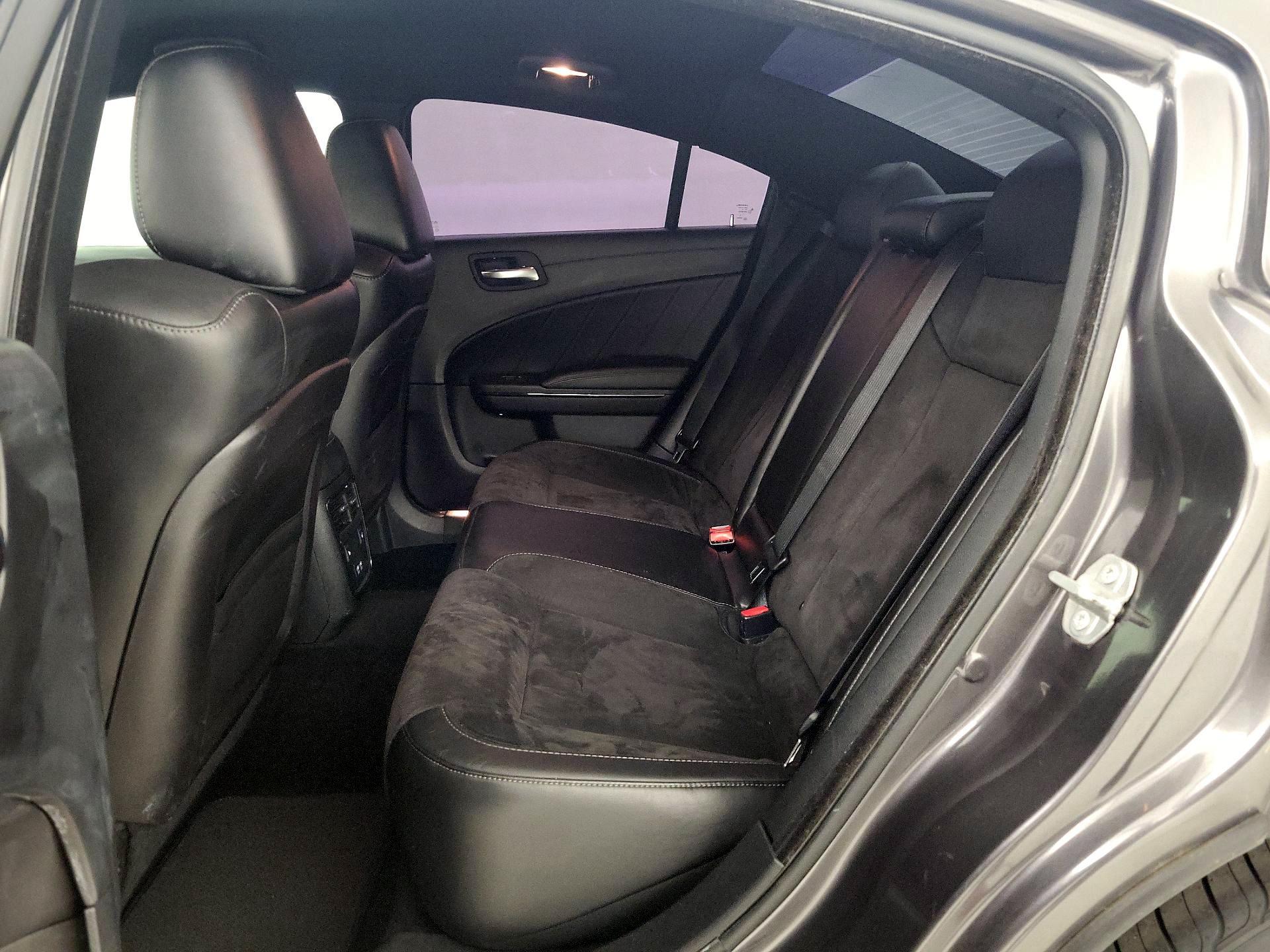 Thumbnail: 2019 Dodge Charger - 18