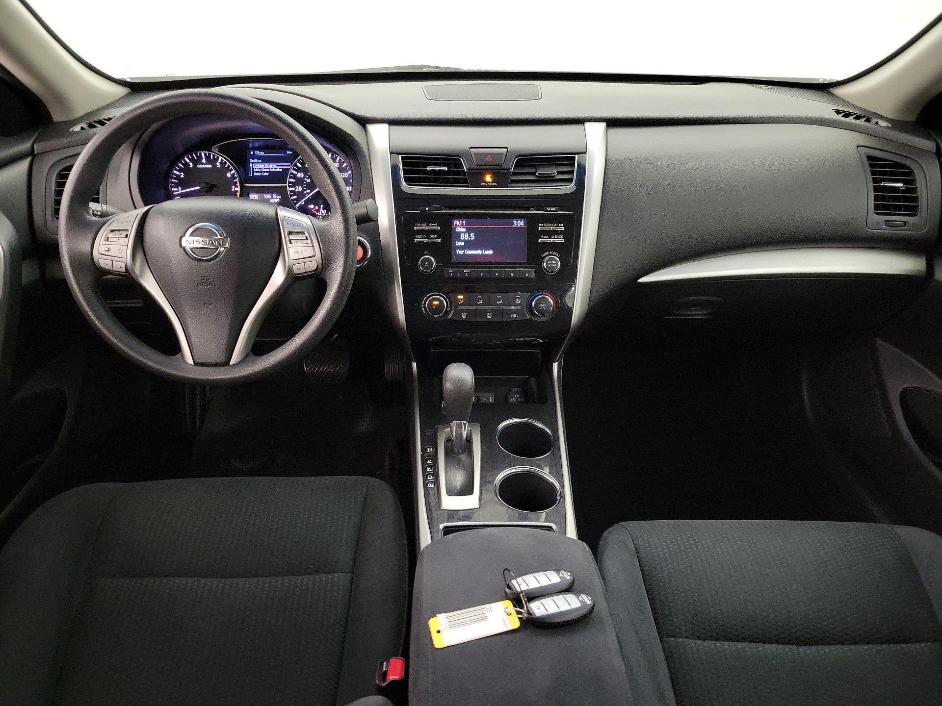 Thumbnail: 2014 Nissan Altima - 9