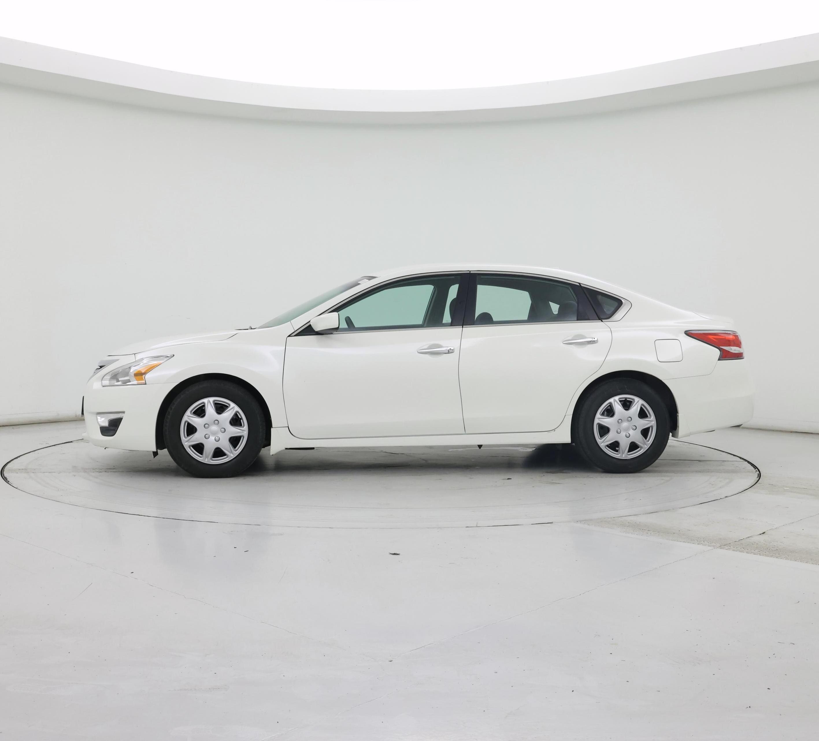 Thumbnail: 2014 Nissan Altima - 3