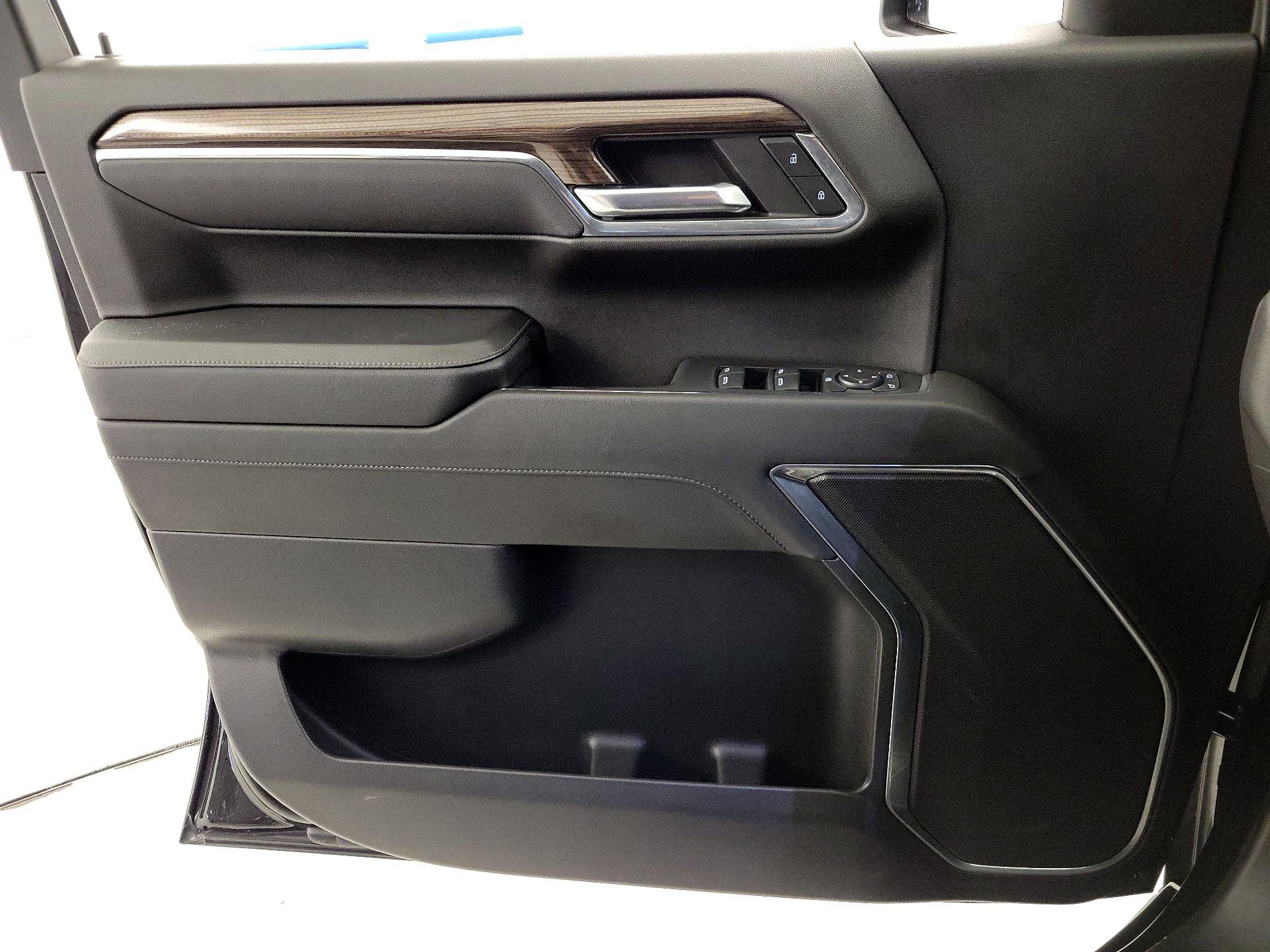 Thumbnail: 2023 Chevrolet Silverado 1500 - 12