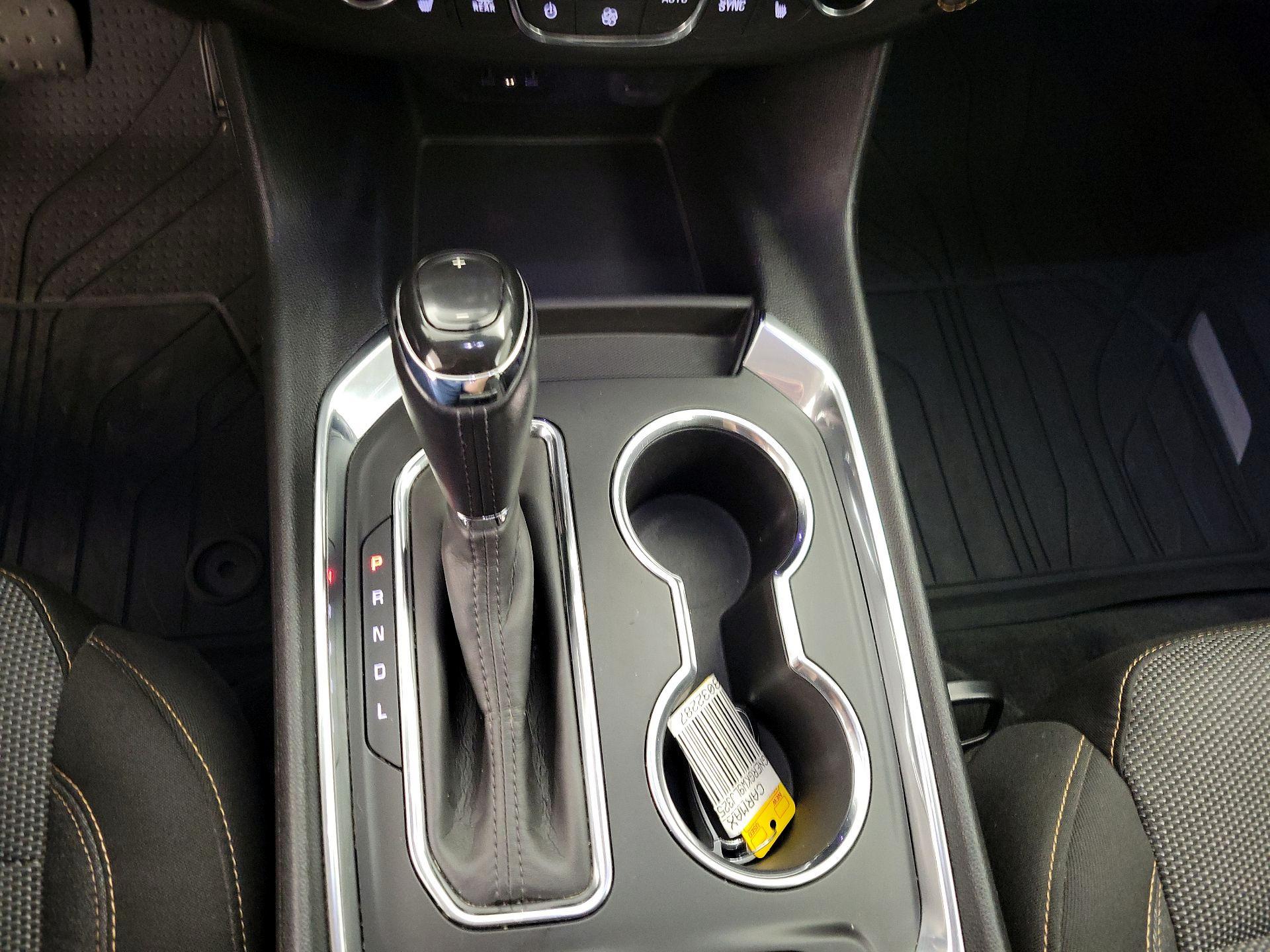 Thumbnail: 2020 Chevrolet Traverse - 17