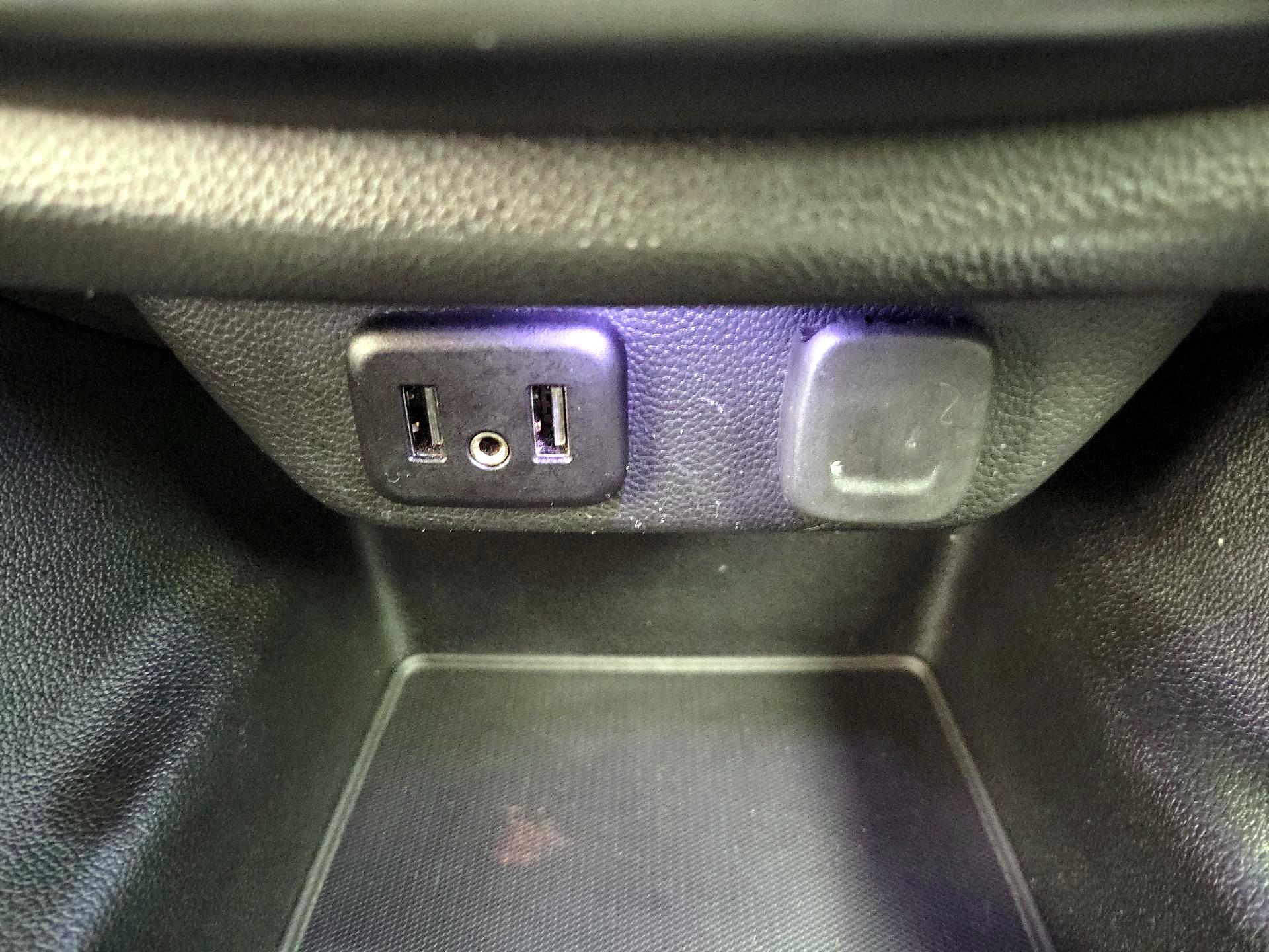 Thumbnail: 2020 Chevrolet Traverse - 18