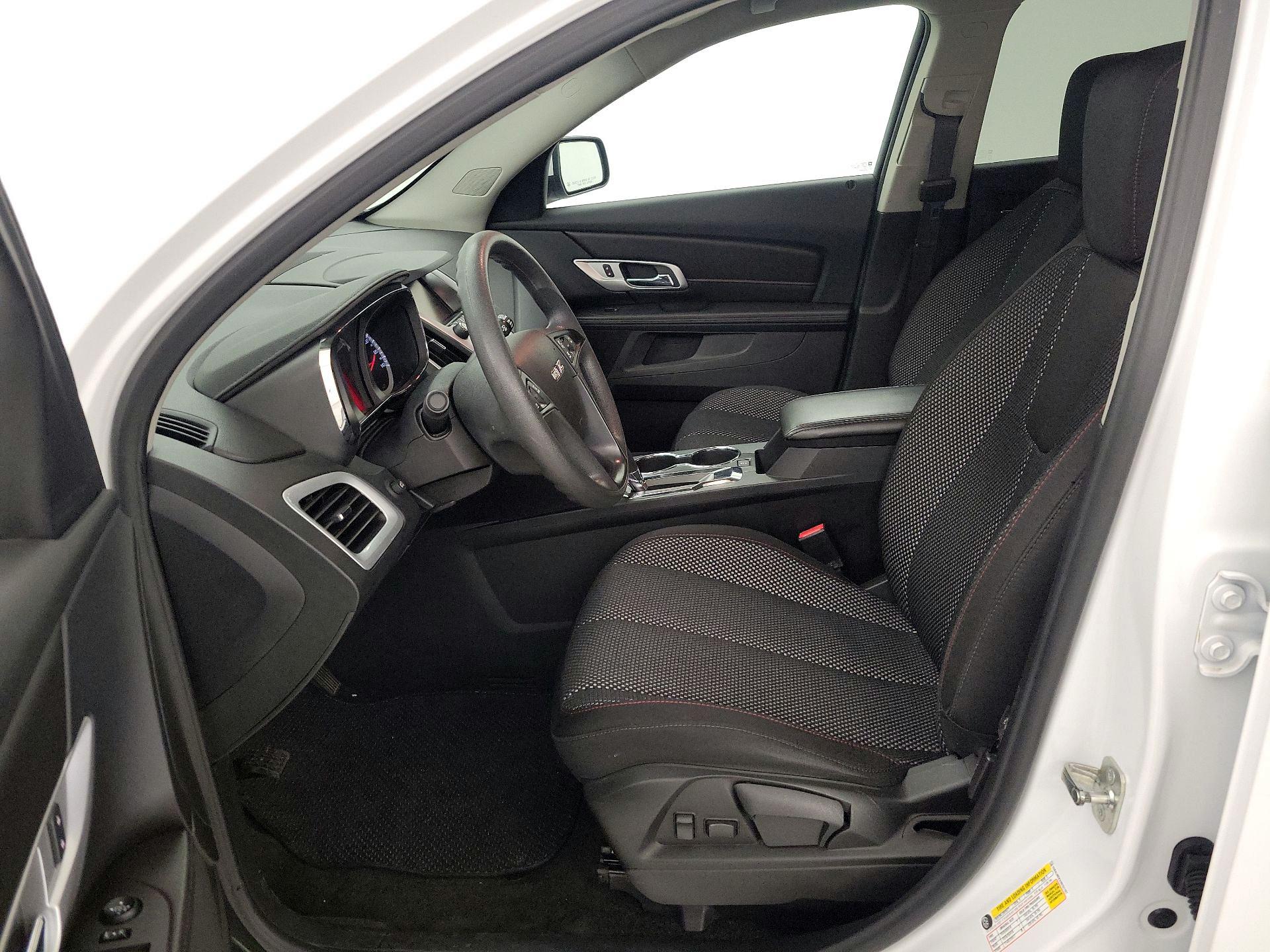 Thumbnail: 2017 GMC Terrain - 11