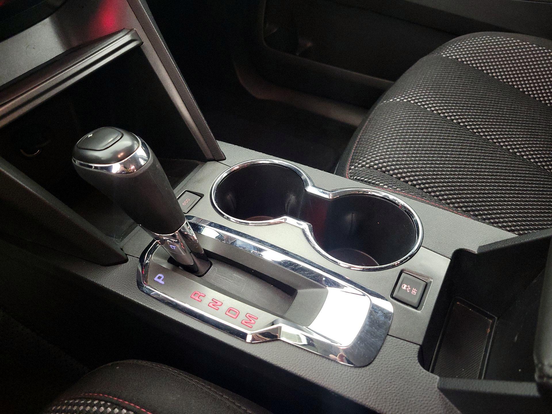 Thumbnail: 2017 GMC Terrain - 16